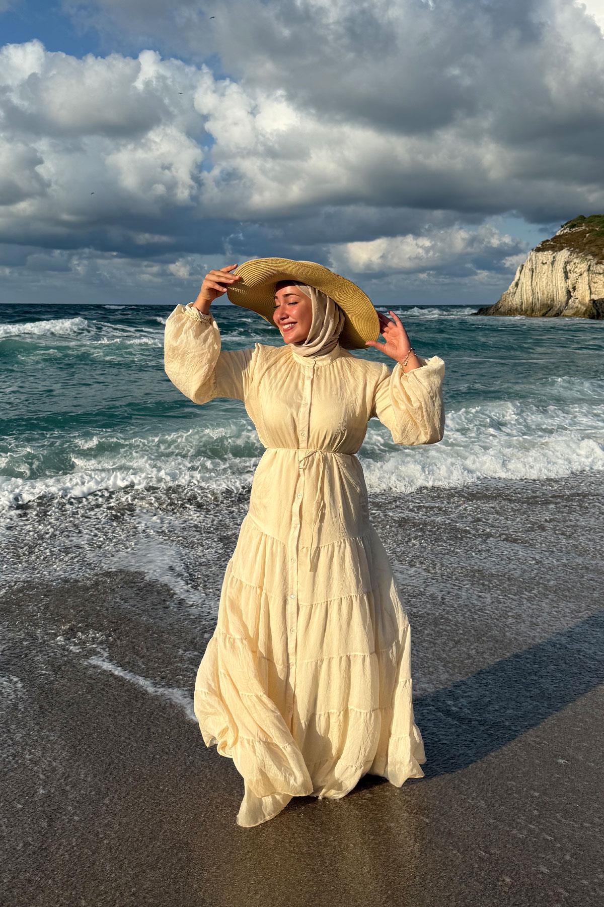 Astarlı Tül Elbise Bej