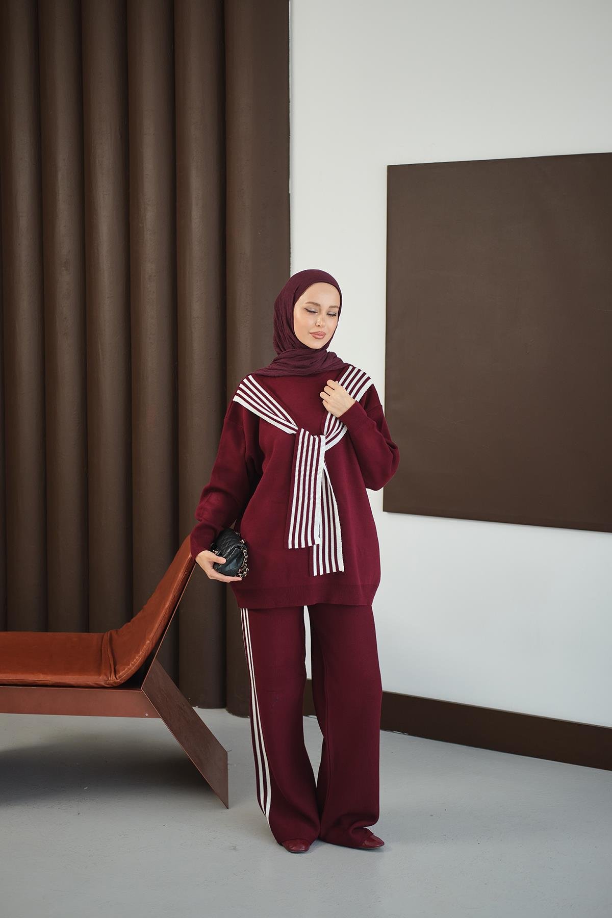 Atkı Detay Takım Bordo