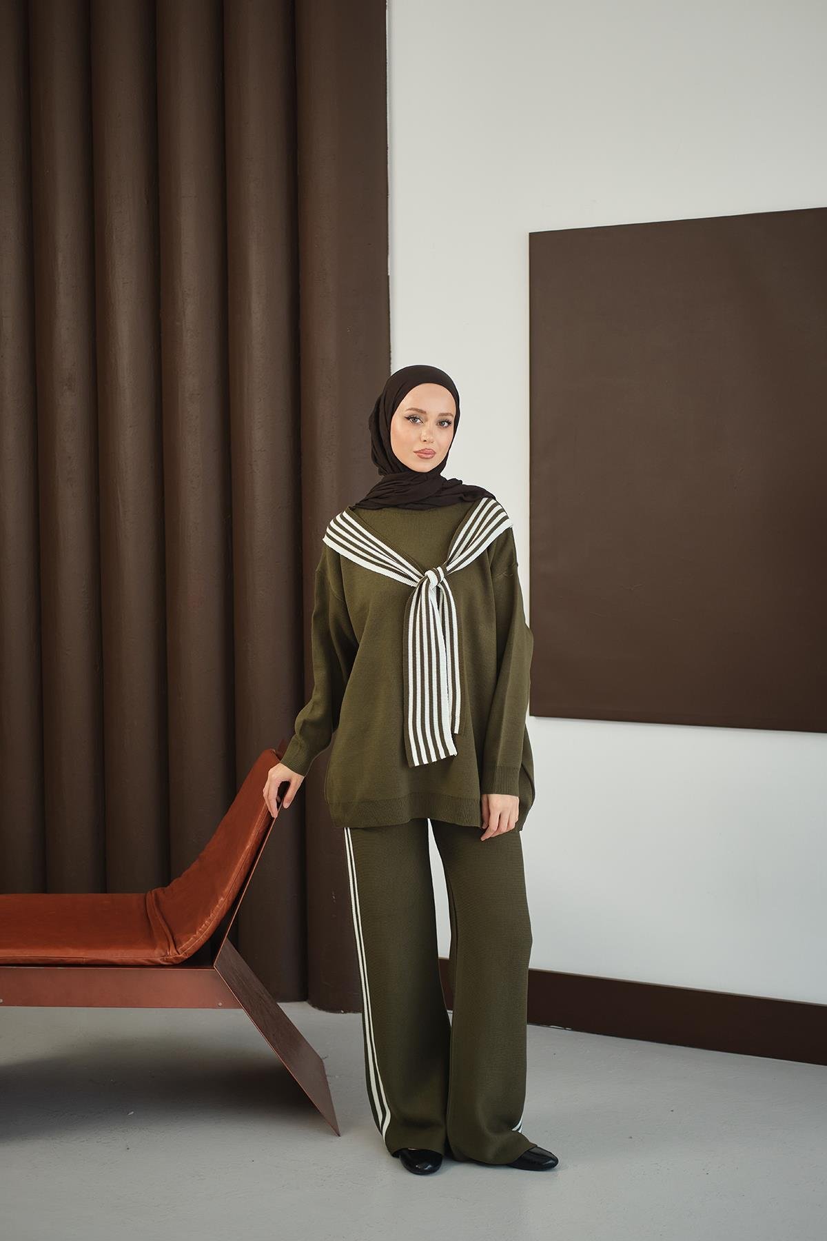 Atkı Detay Takım Haki Yeşil