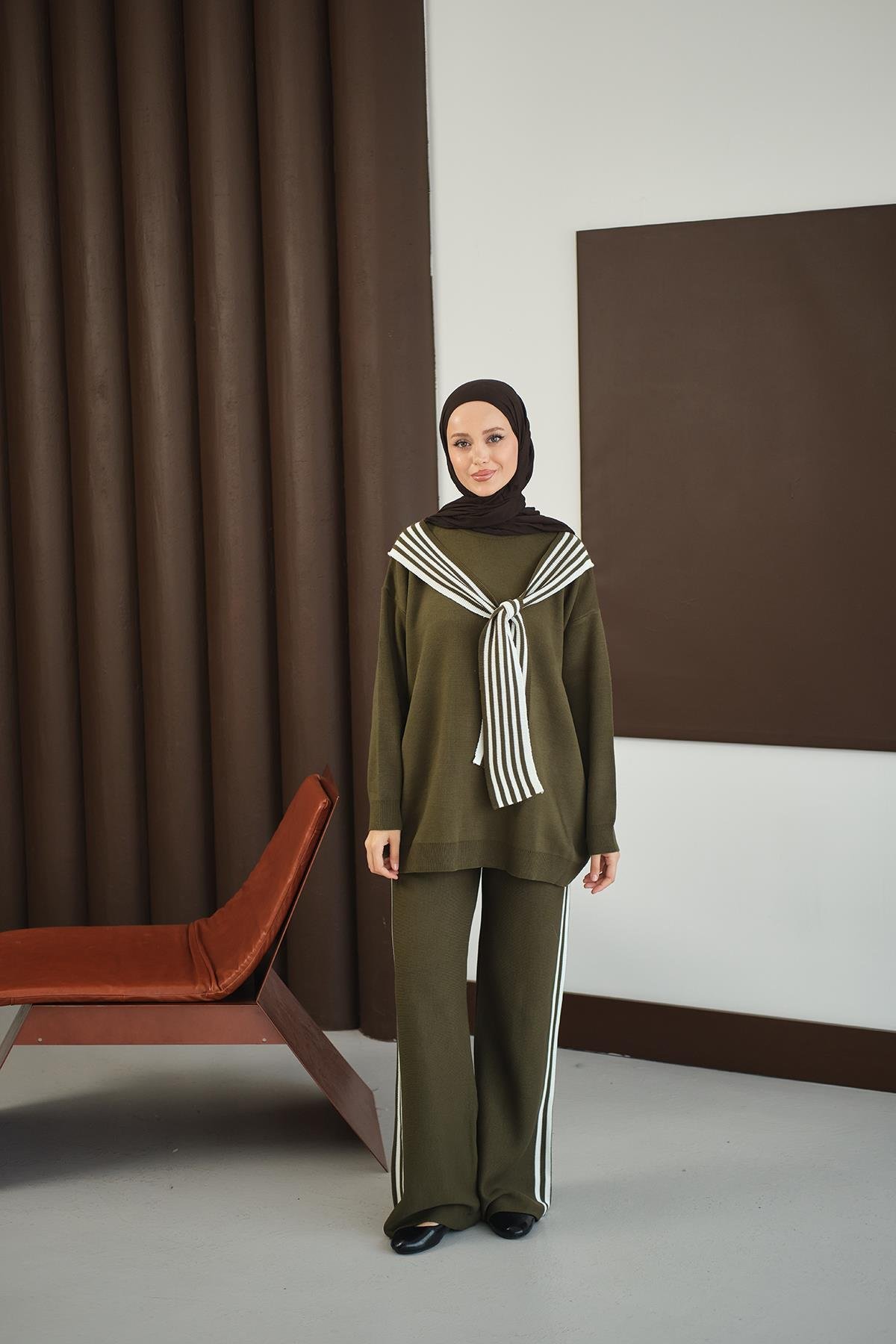 Atkı Detay Takım Haki Yeşil