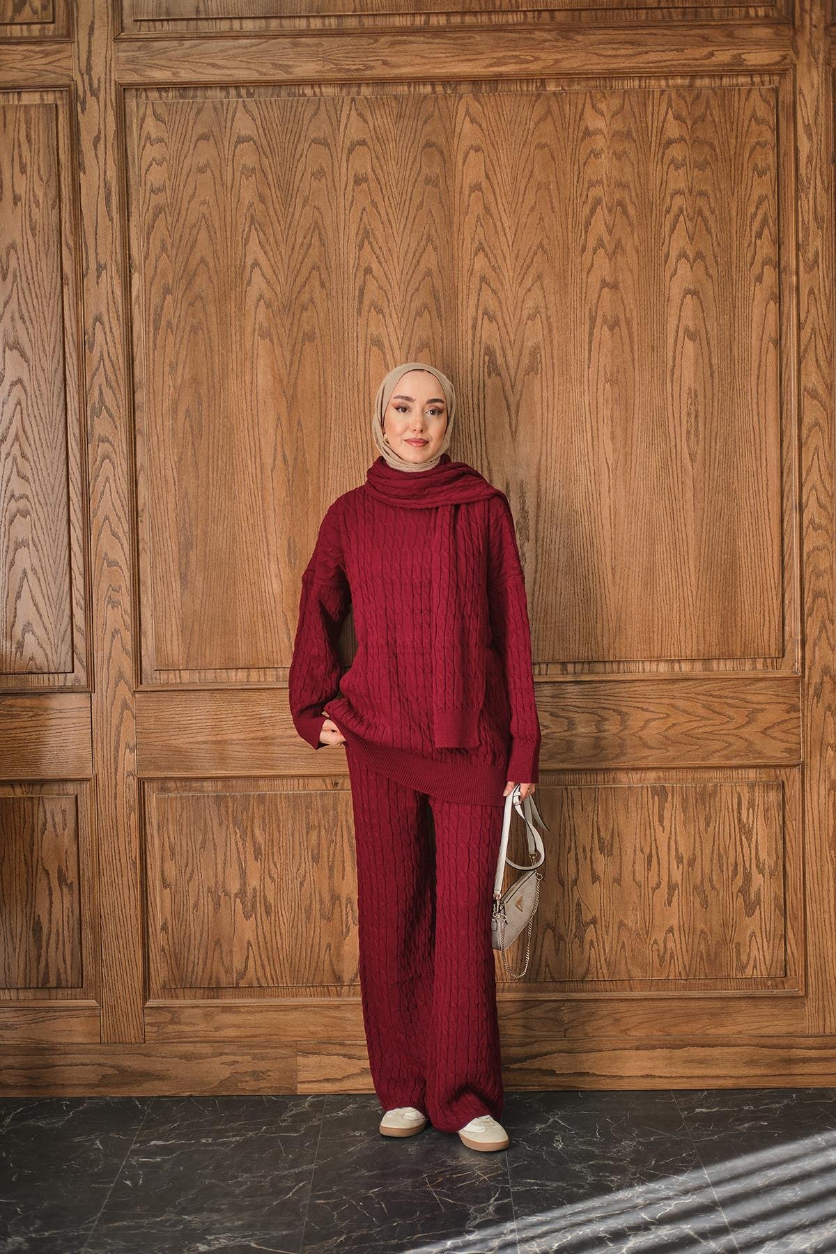 Atkı Detaylı Örgü Takım Bordo