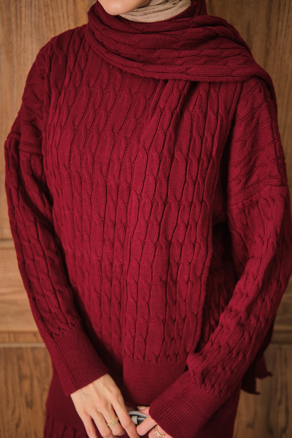 Atkı Detaylı Örgü Takım Bordo