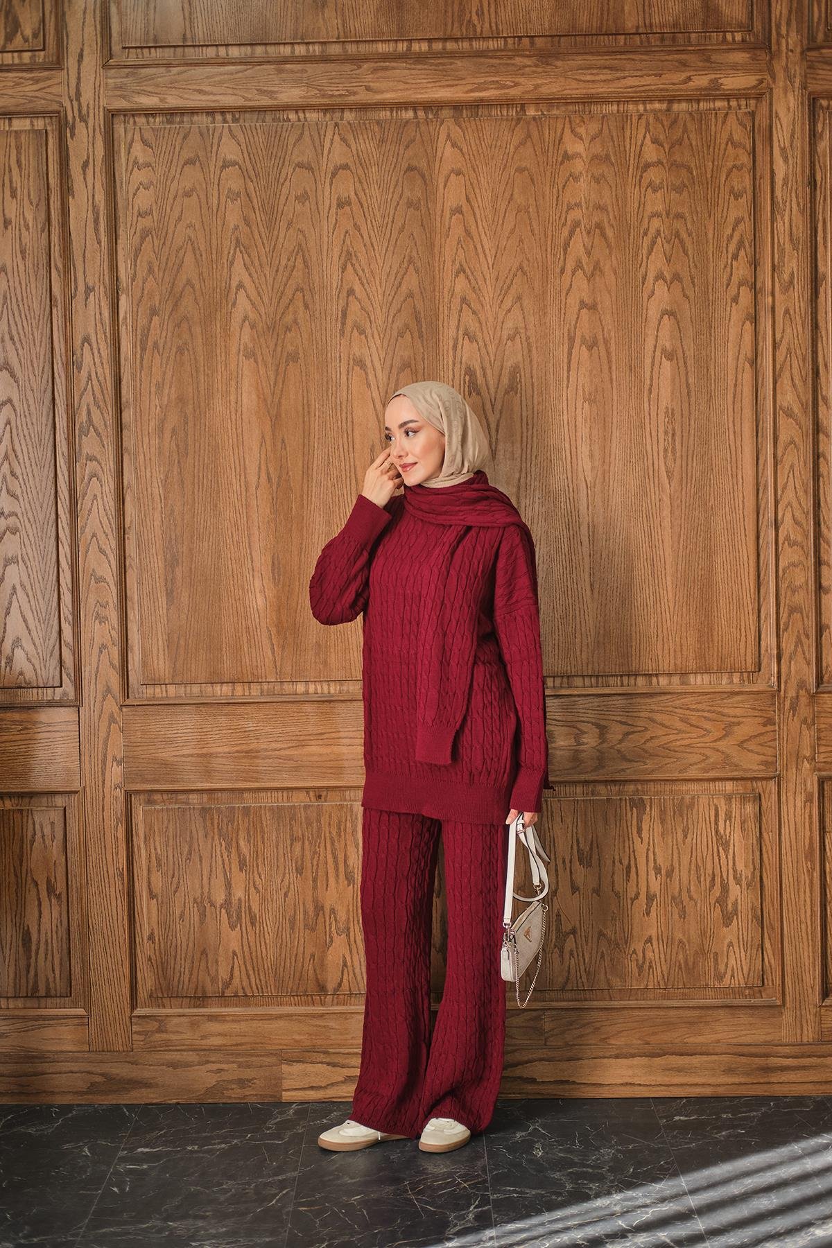 Atkı Detaylı Örgü Takım Bordo