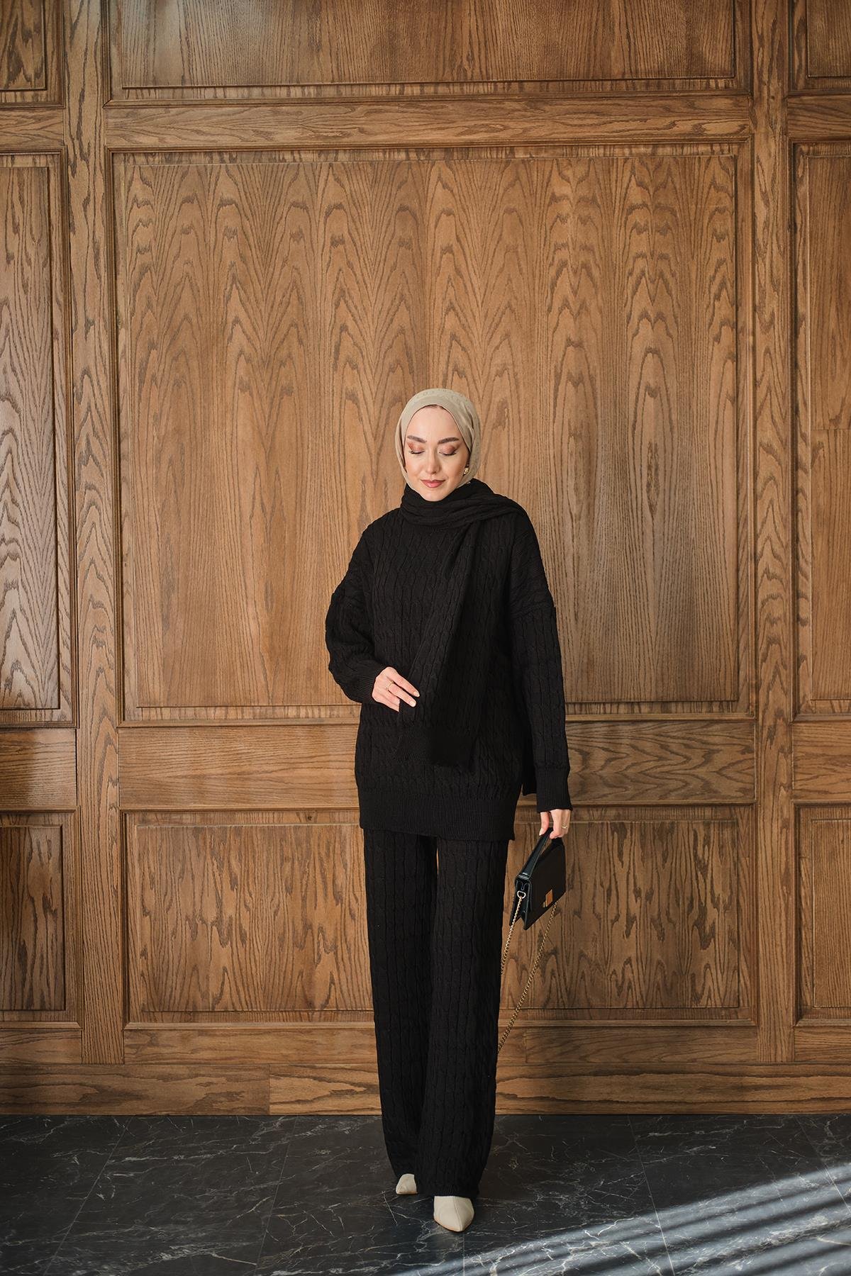 Atkı Detaylı Örgü Takım Siyah