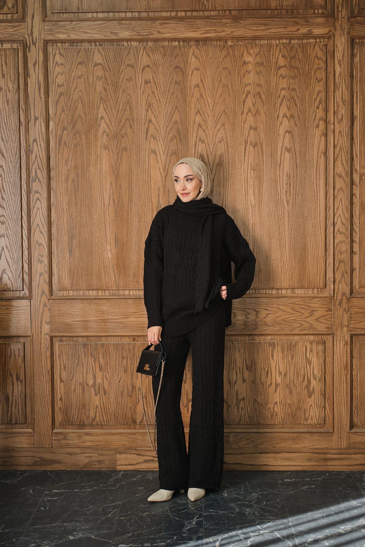 Atkı Detaylı Örgü Takım Siyah