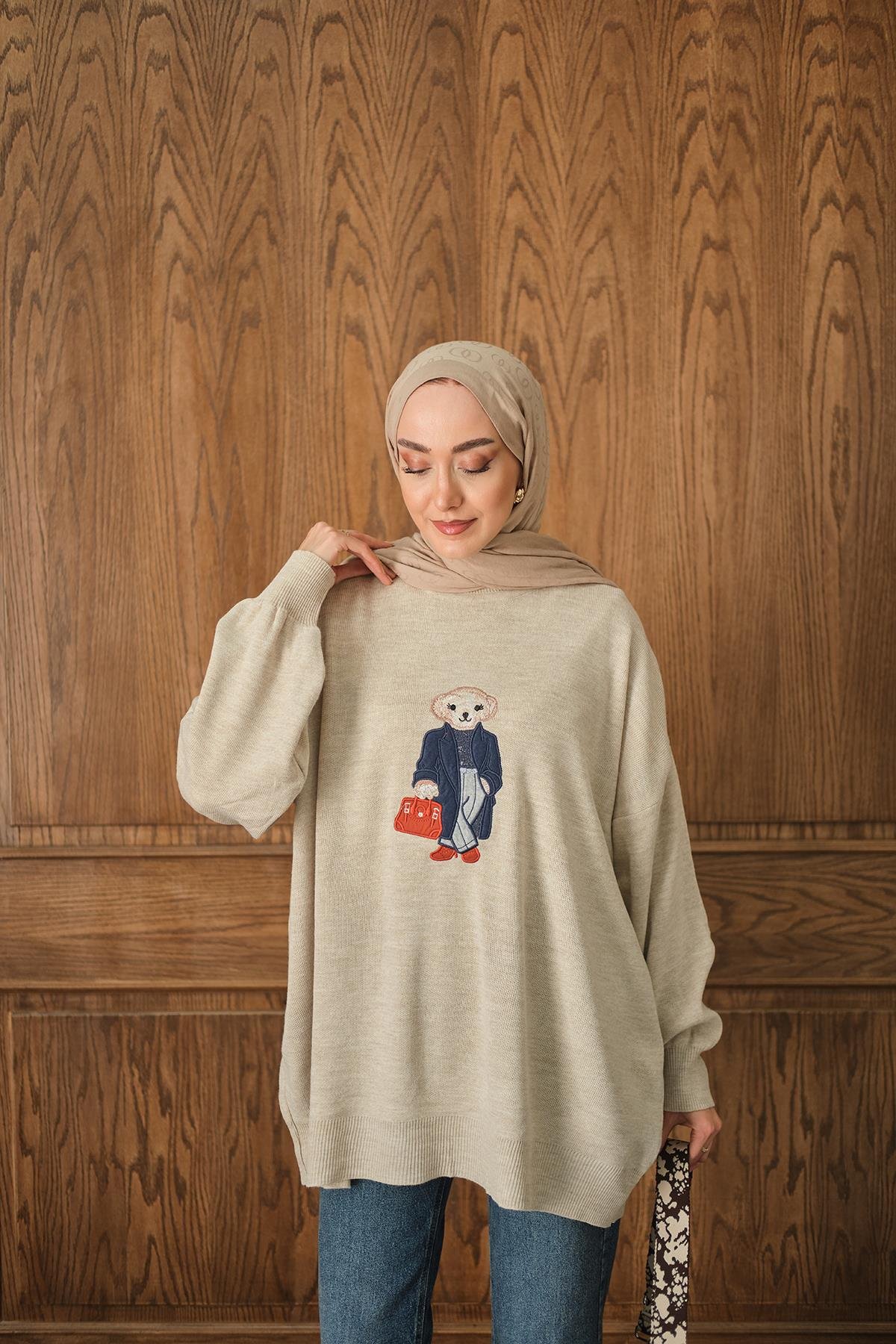 Ayıcık Nakışlı Triko Takım Krem