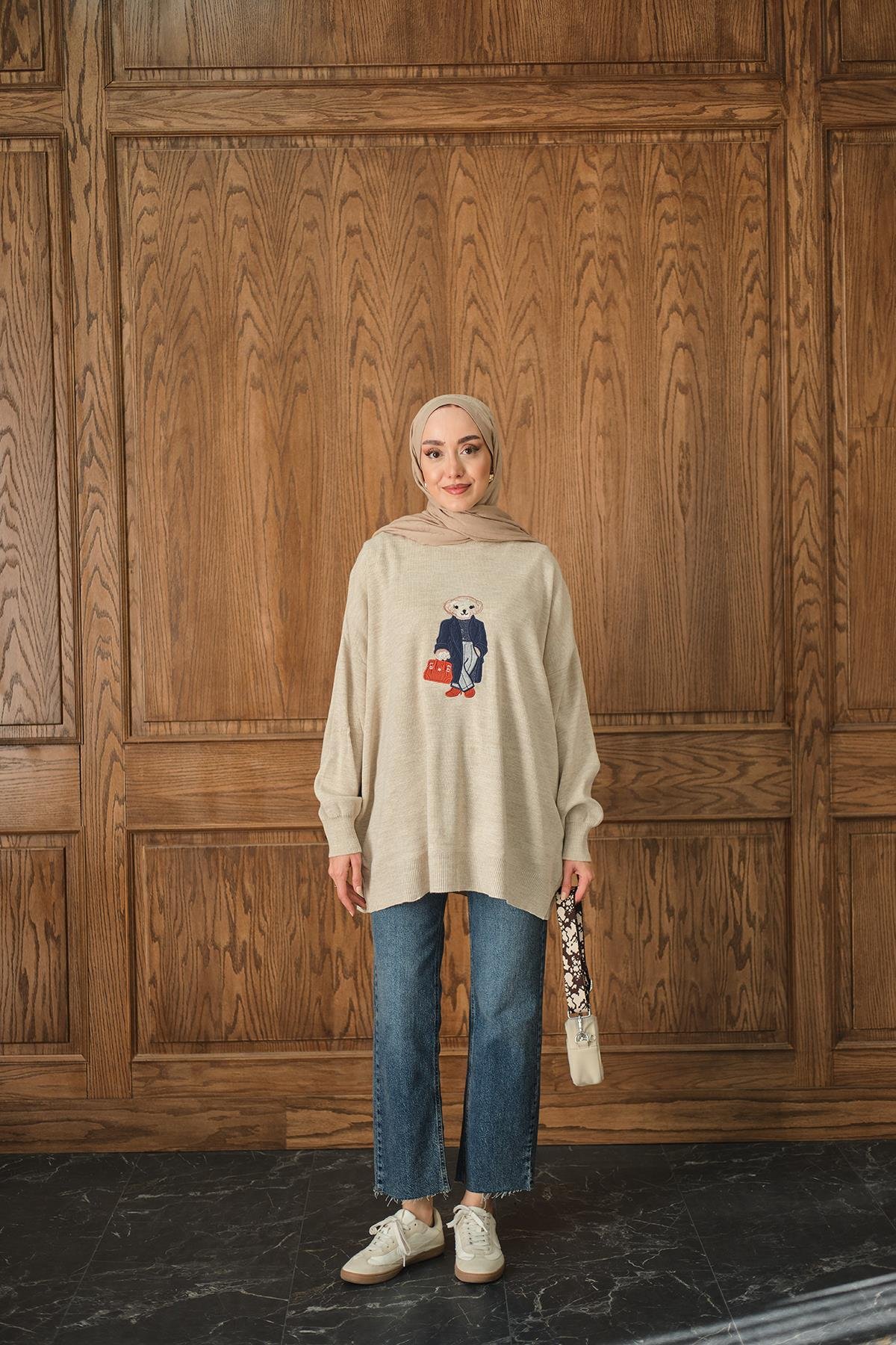 Ayıcık Nakışlı Triko Takım Krem