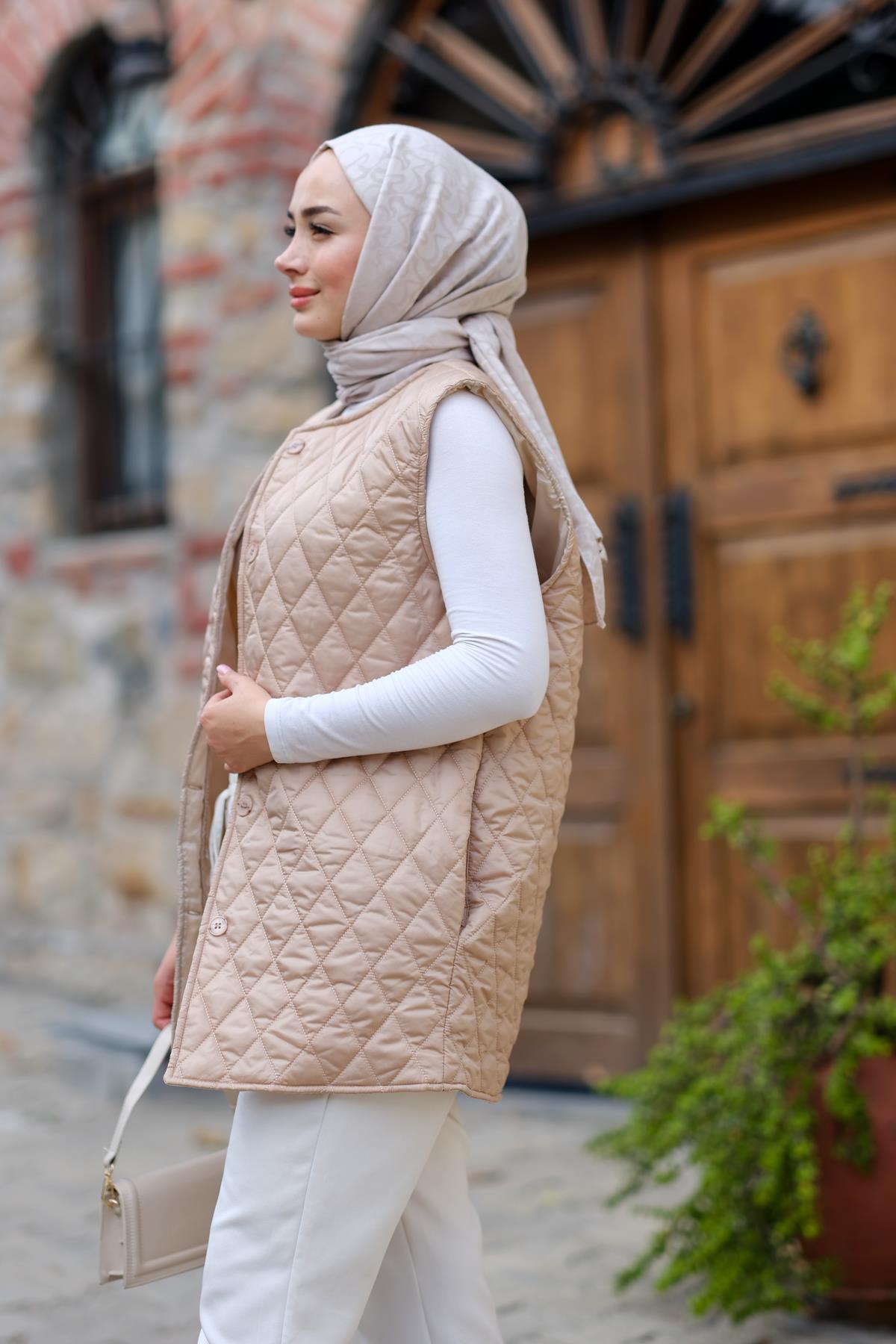 Baklava Desen İnce Yelek Krem