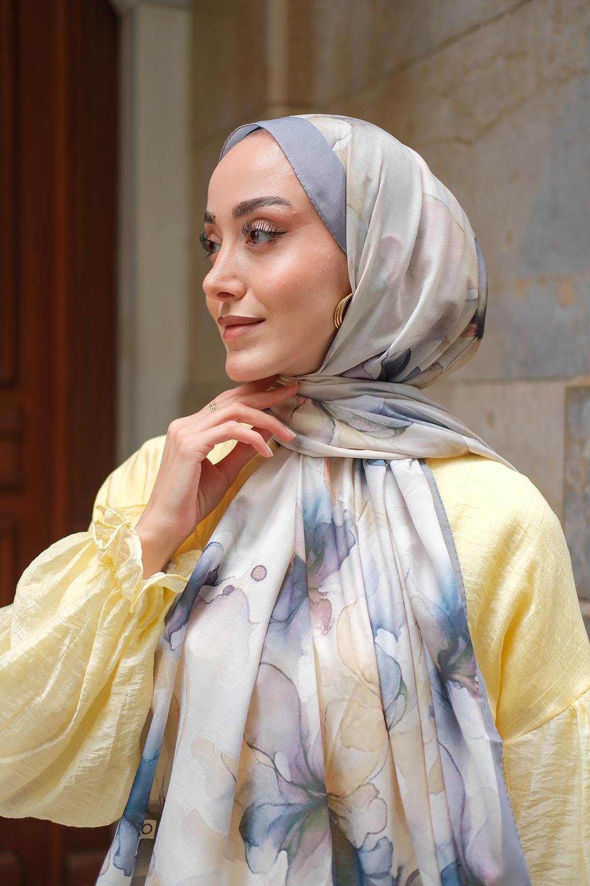 Batik Desen Soft Şal Gri