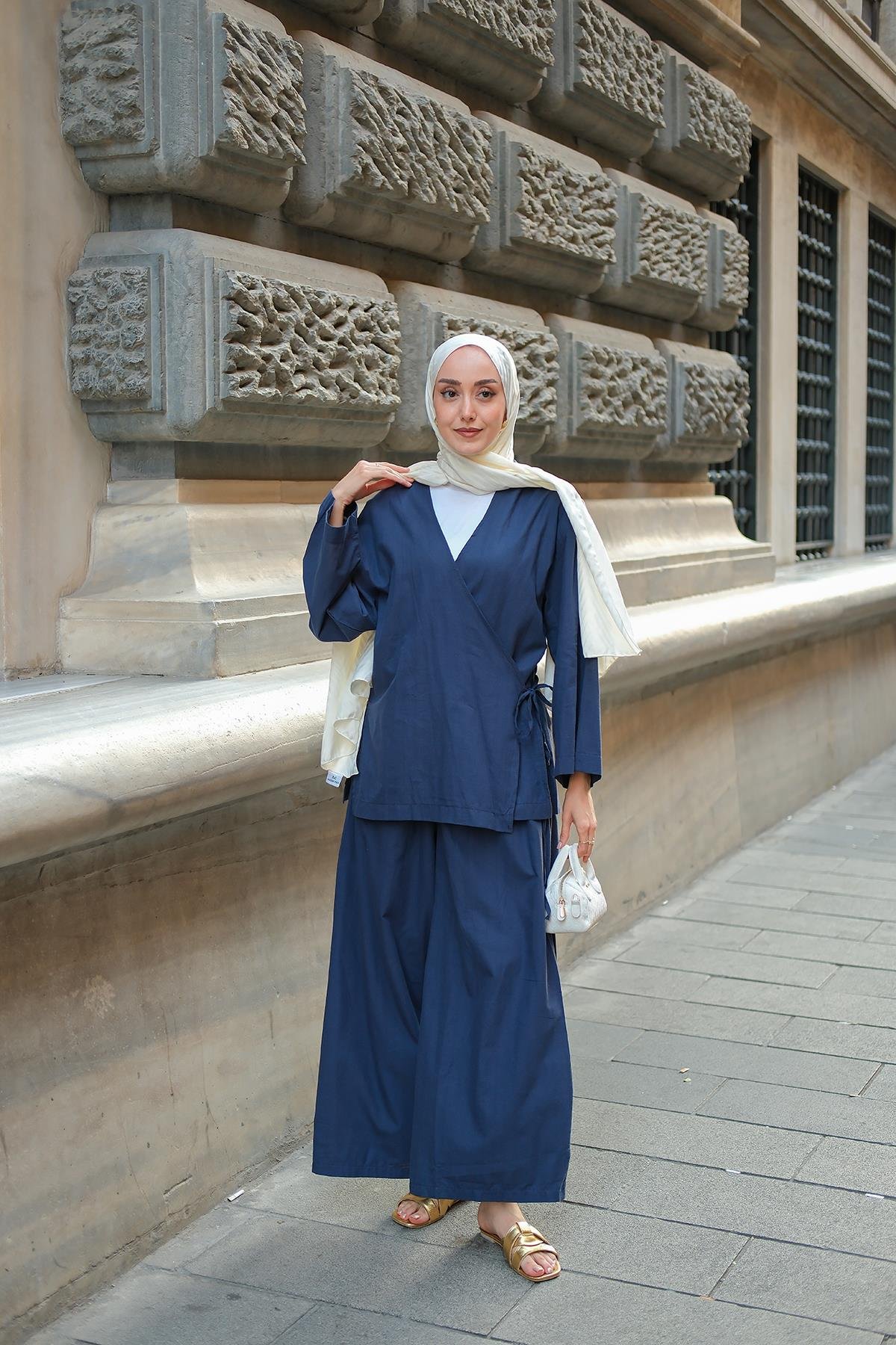 Bel Bağlama Detay İkili Takım Lacivert