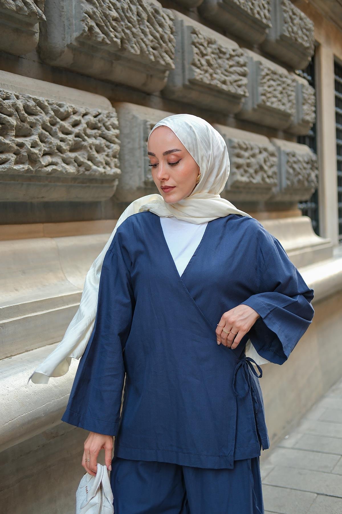 Bel Bağlama Detay İkili Takım Lacivert