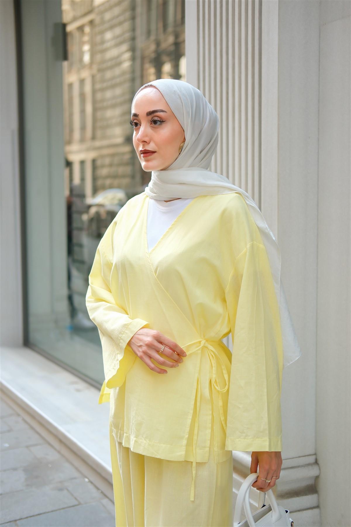 Bel Bağlama Detay İkili Takım Sarı