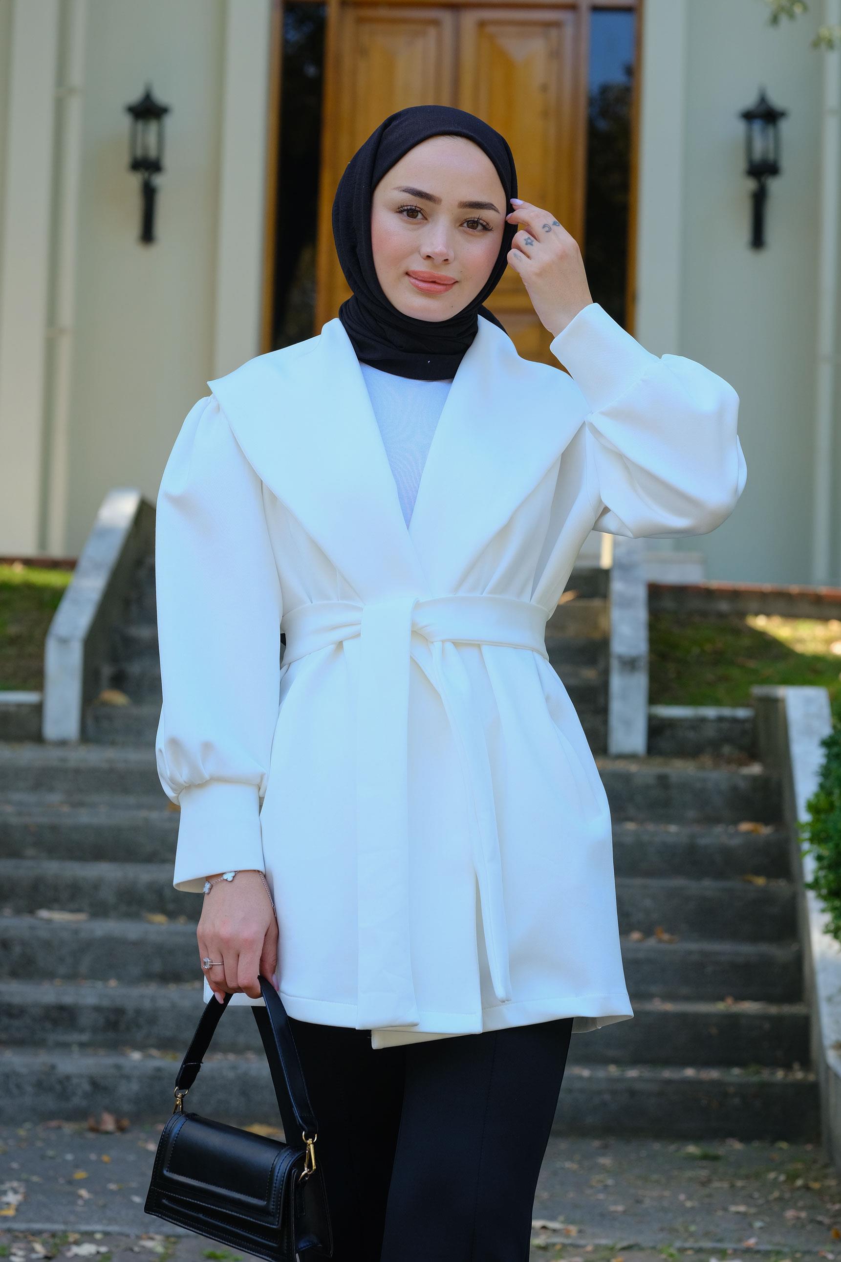 Bel Bağlamalı Hırka Beyaz