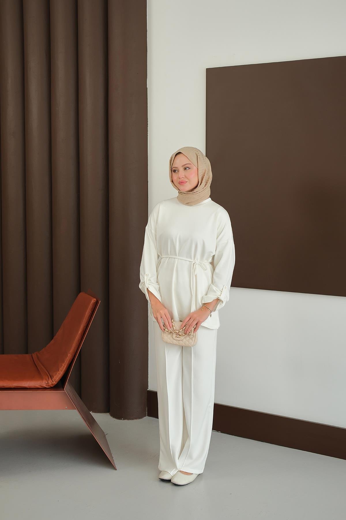Bel Bağlamalı İkili Takım Ekru