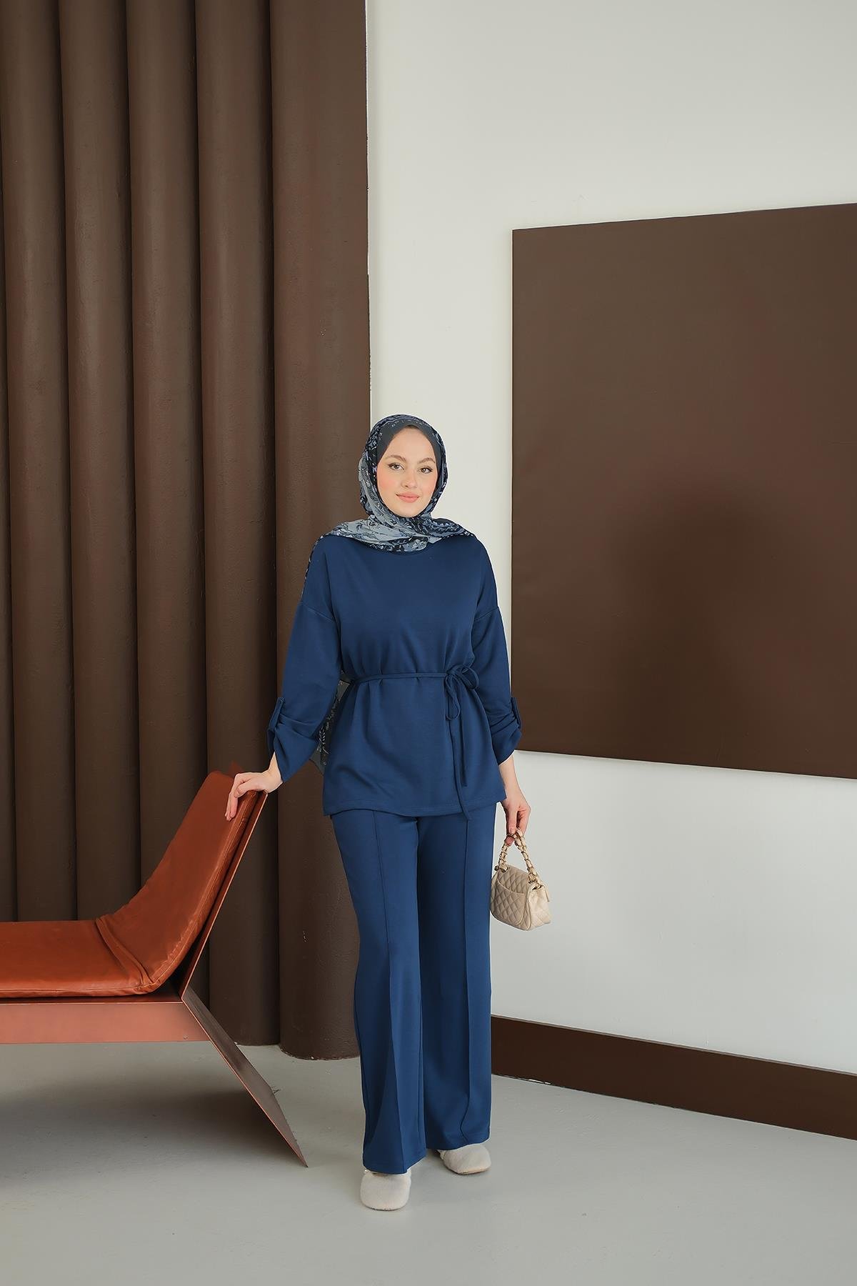 Bel Bağlamalı İkili Takım Saks Mavi