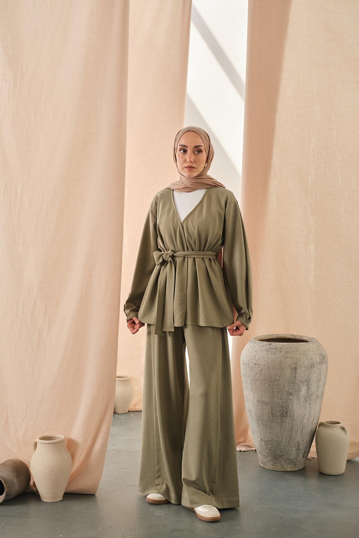 Bel Bağlamalı Kimono Takım Açık Yeşil