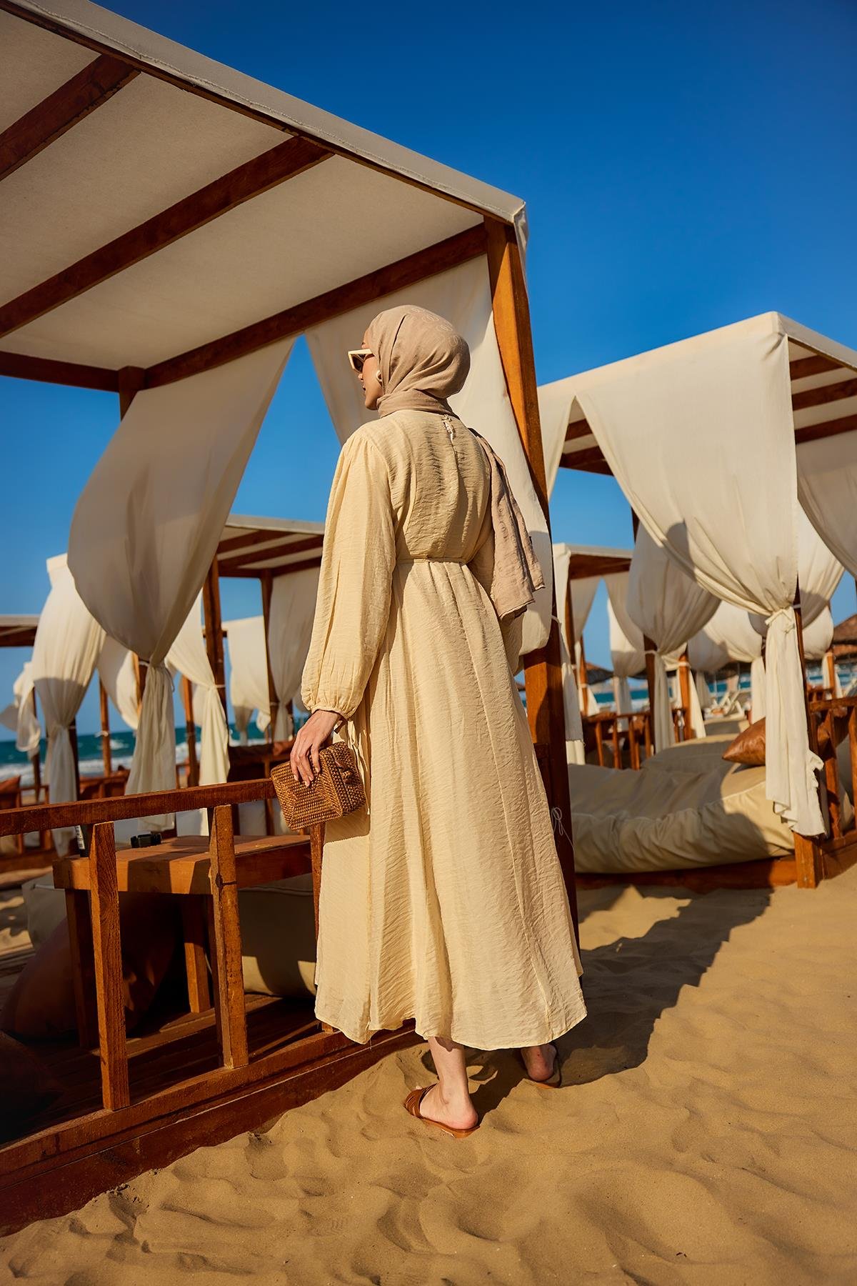 Bel Bağlamalı Laced Elbise Krem