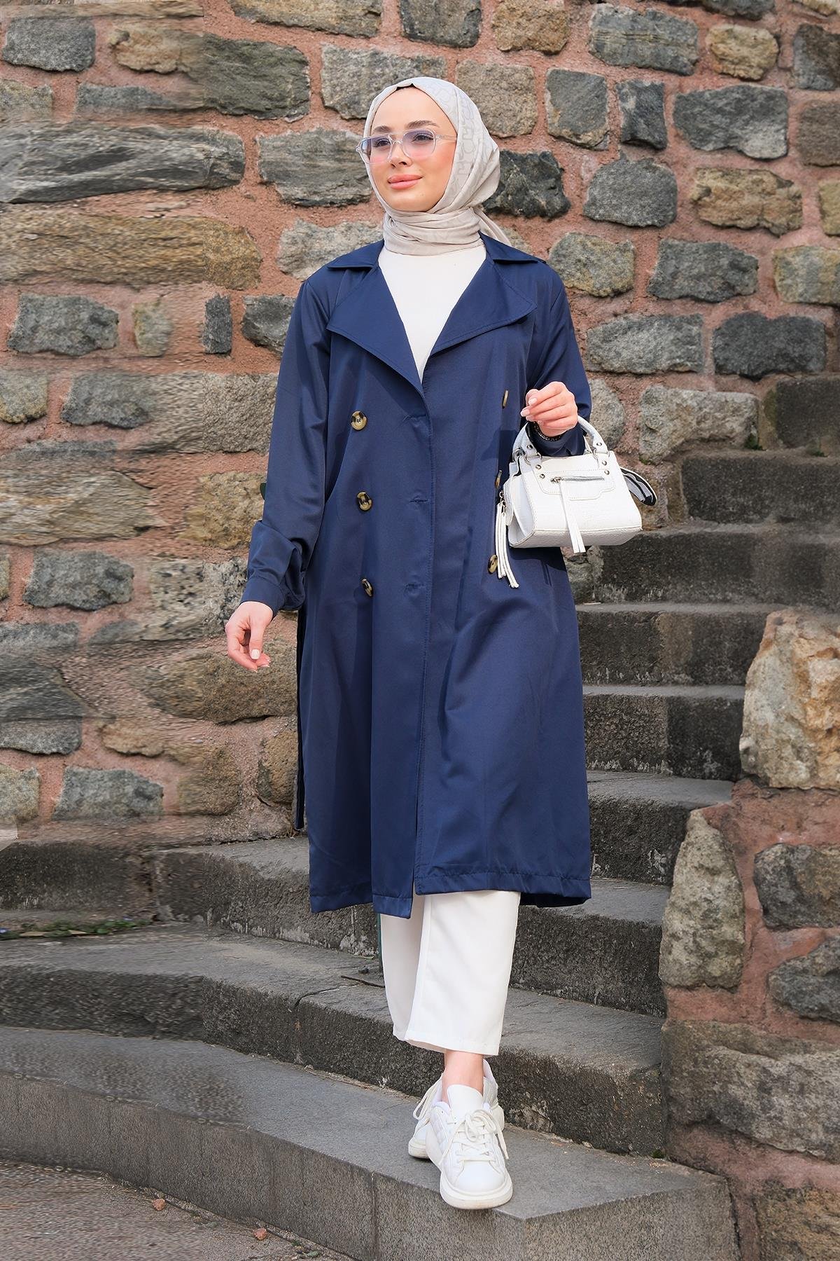 Bel Bağlamalı Su İtici Trençkot Lacivert
