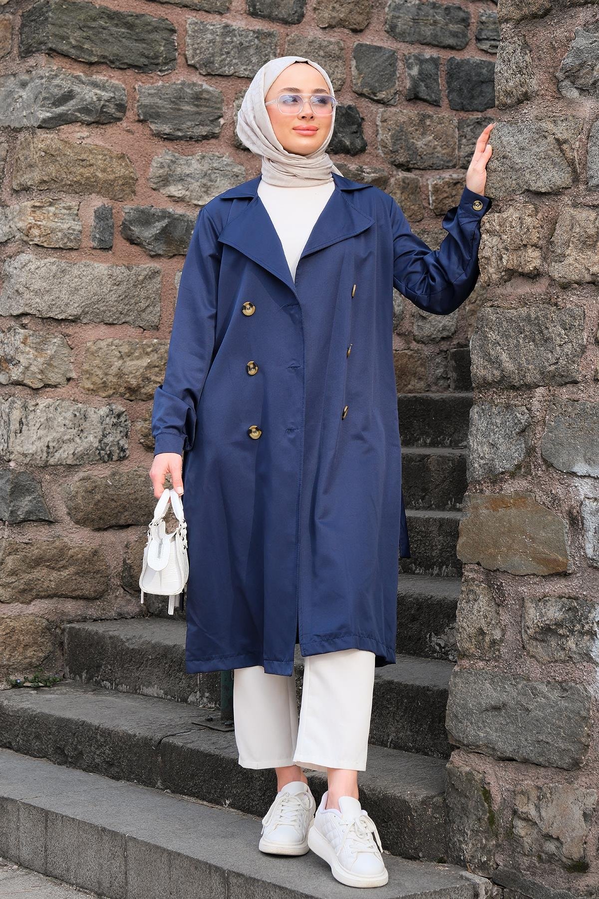 Bel Bağlamalı Su İtici Trençkot Lacivert