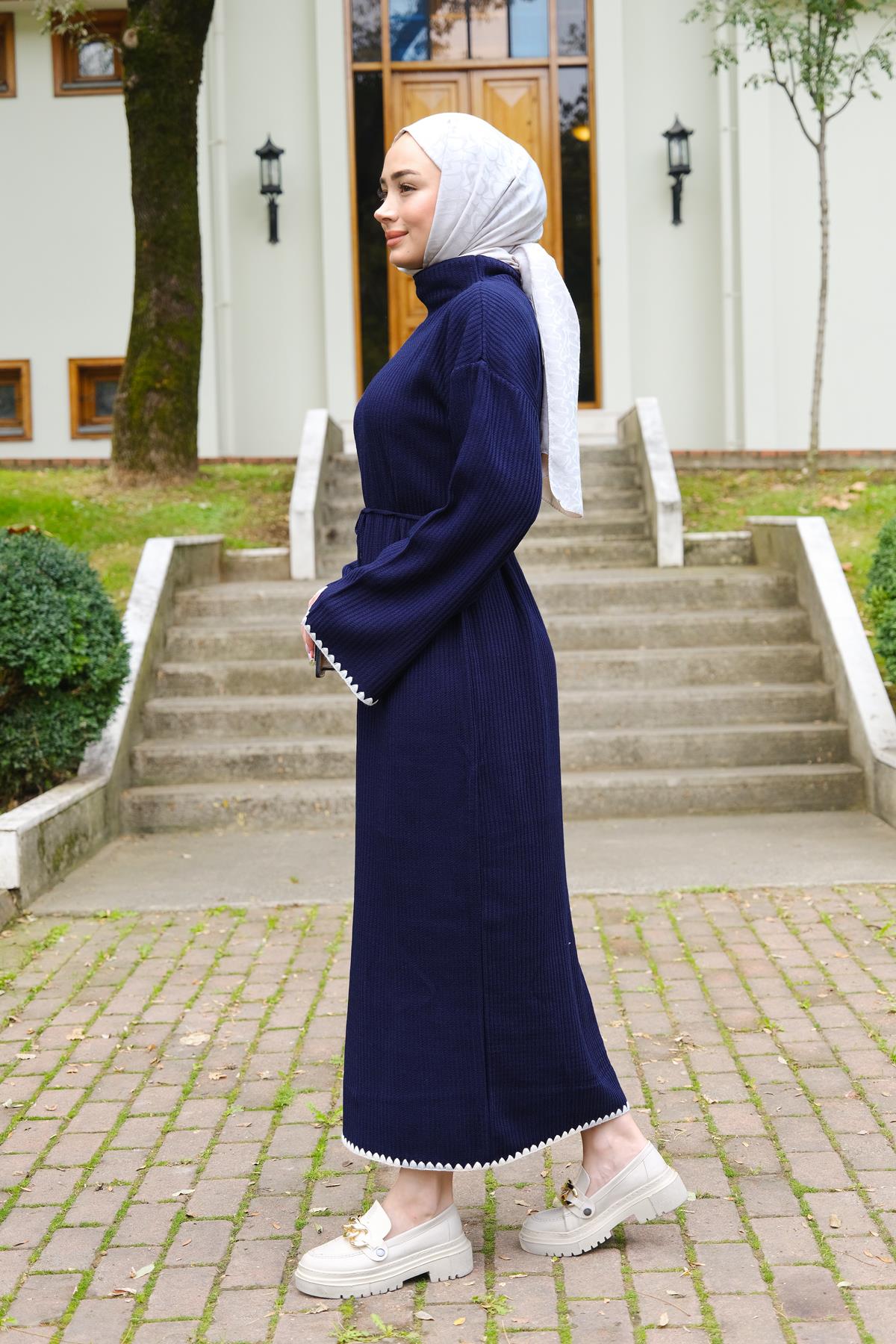 Bel Bağlamalı Triko Elbise Lacivert