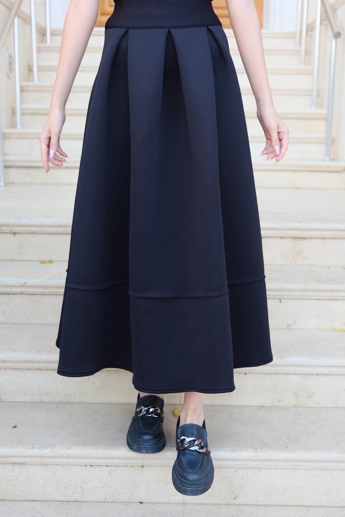 Belden Pileli Scuba Etek Siyah