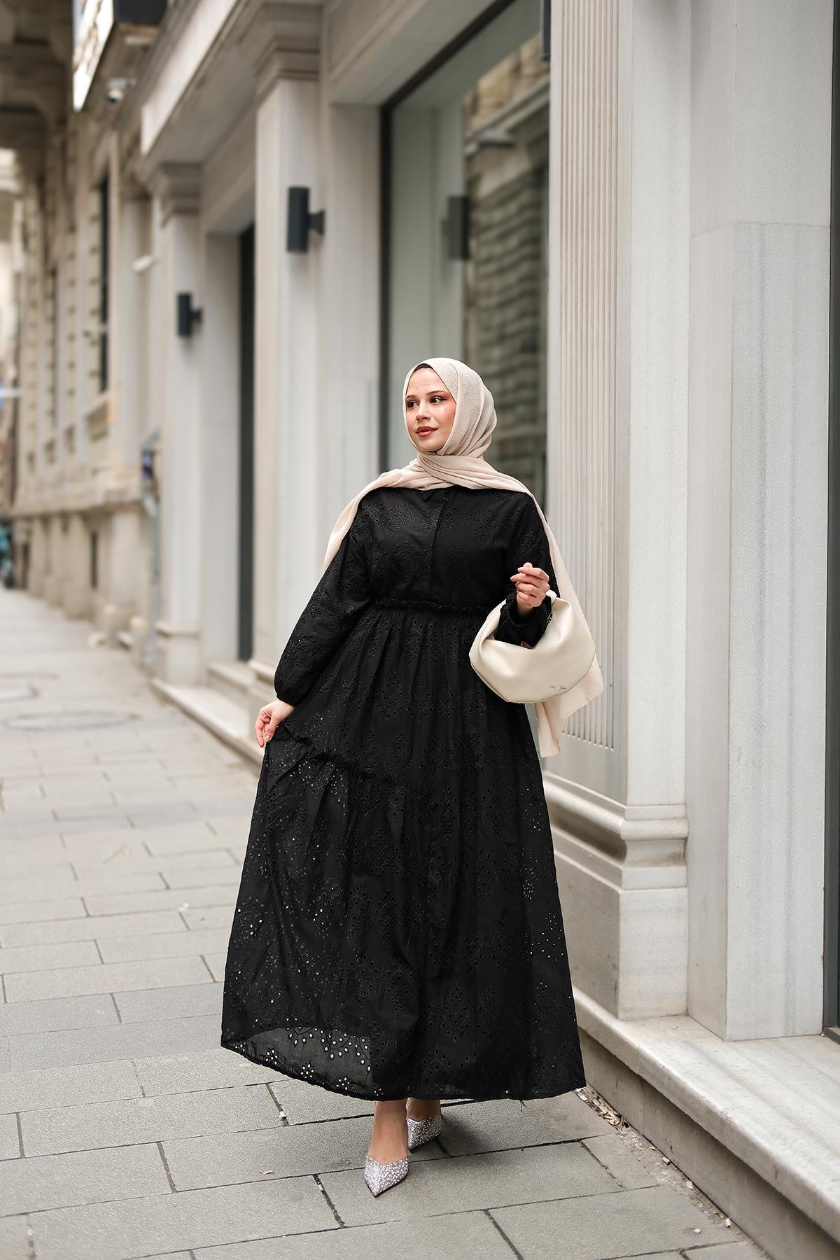 Beli Lastikli Brode Elbise  Siyah