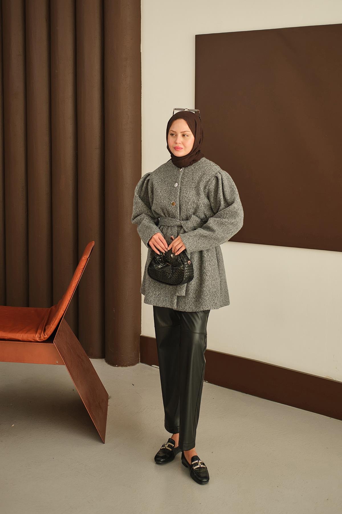 Beli Lastikli Peluş Kaşe Kaban Gri