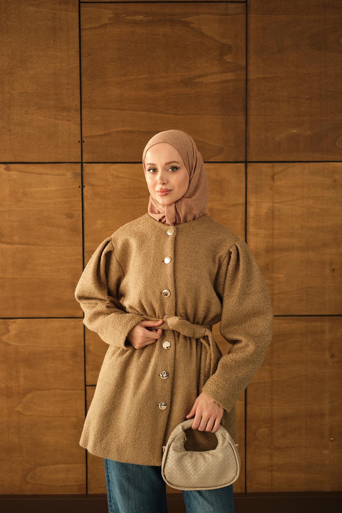 Beli Lastikli Peluş Kaşe Kaban Vizon