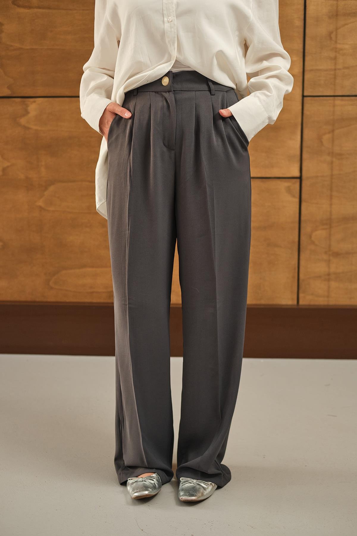 Beli Lastikli Pileli Pantolon Füme