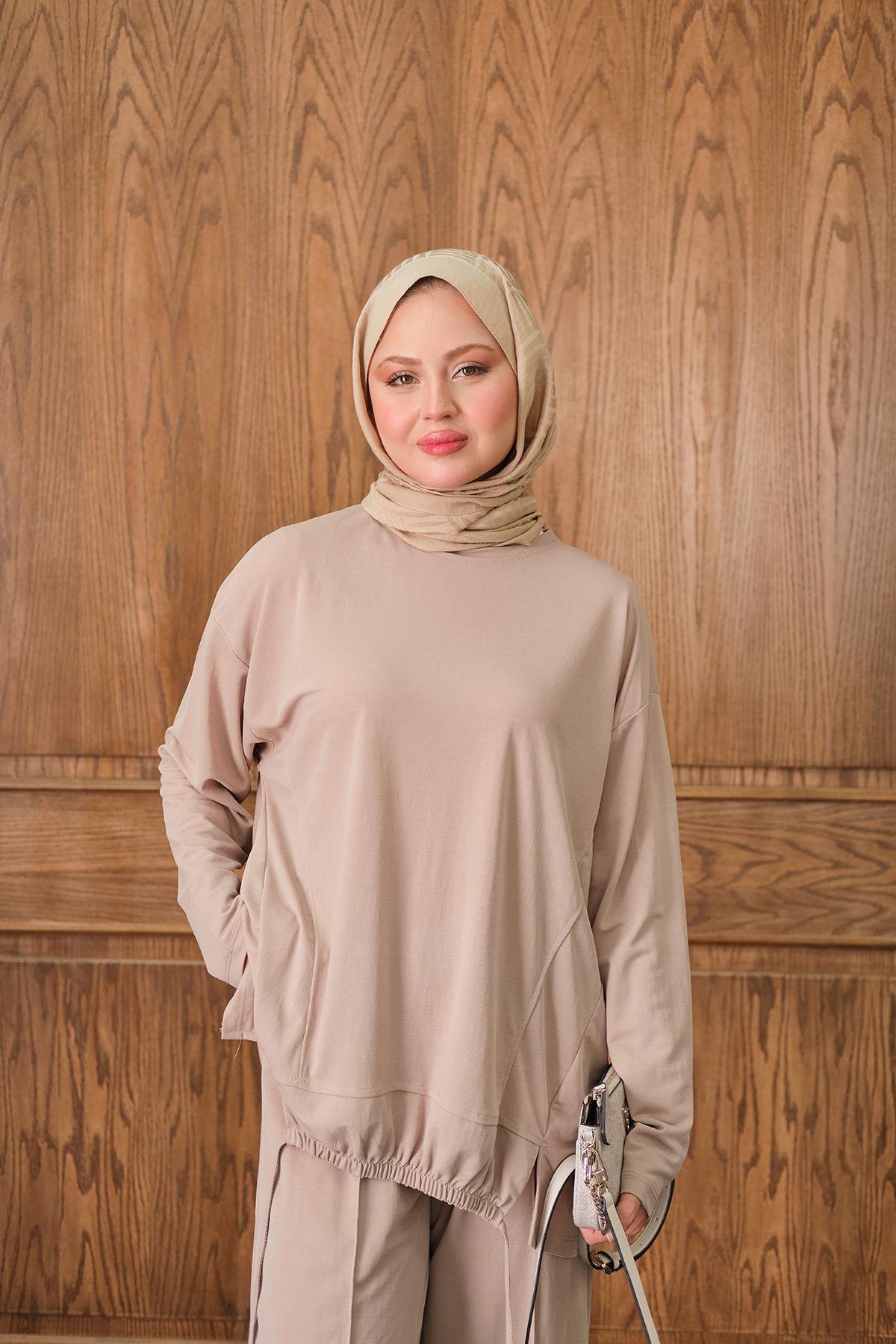 Beli Lastikli Takım Krem