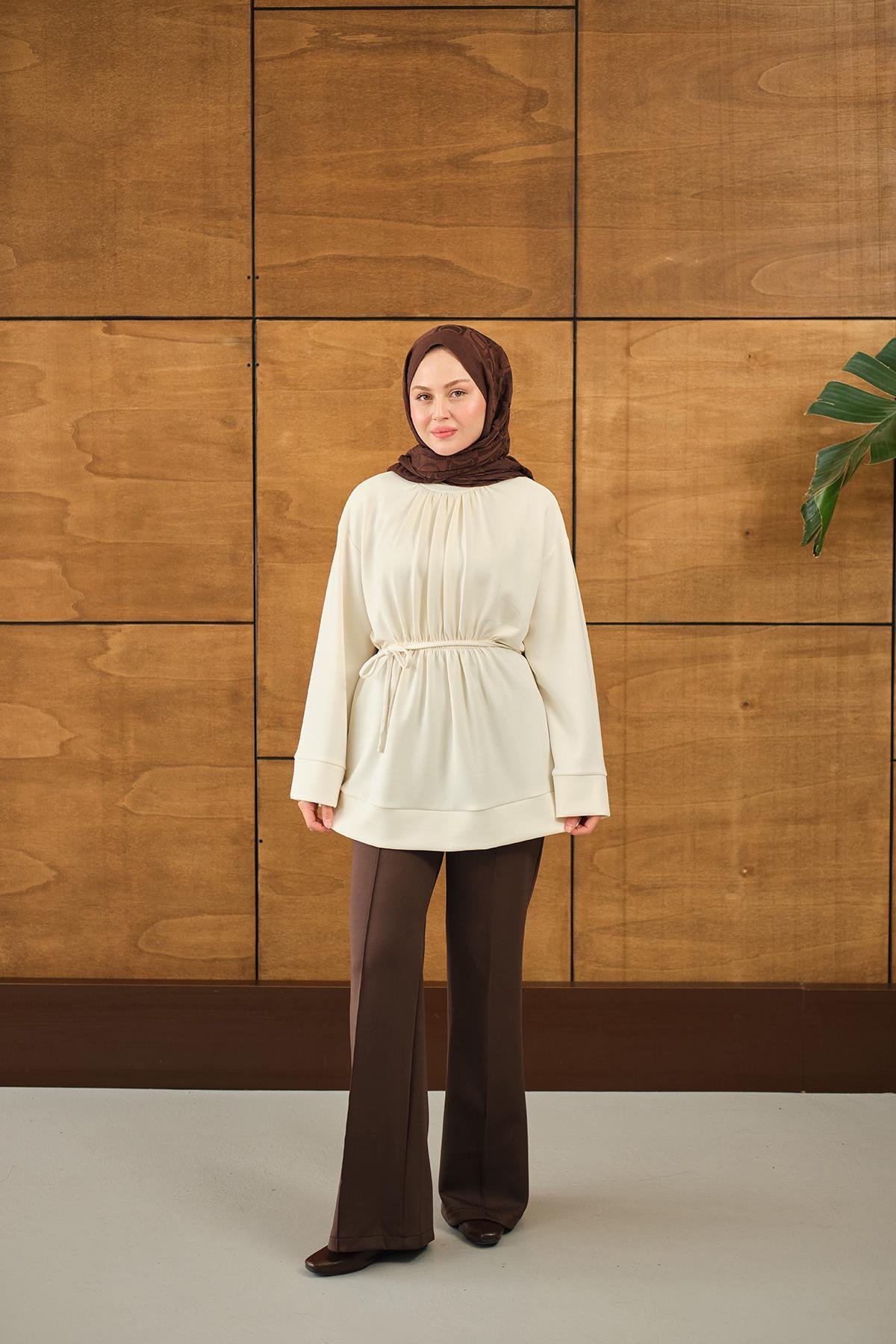 Beli Lastikli Tunik Krem