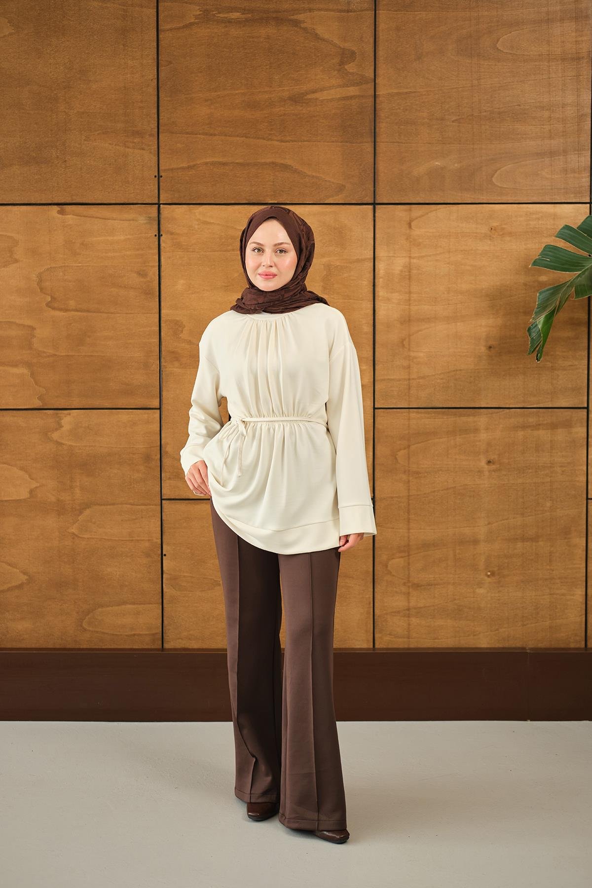 Beli Lastikli Tunik Krem