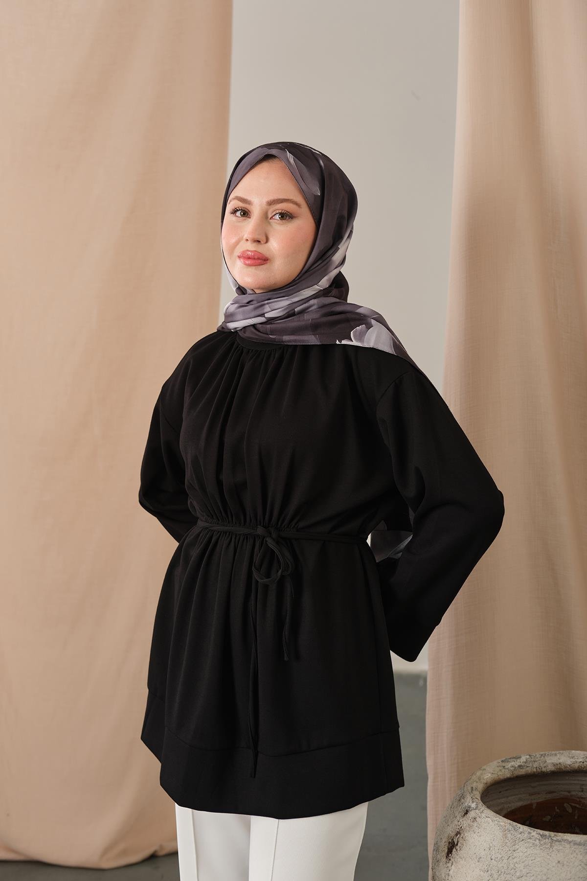 Beli Lastikli Tunik Siyah