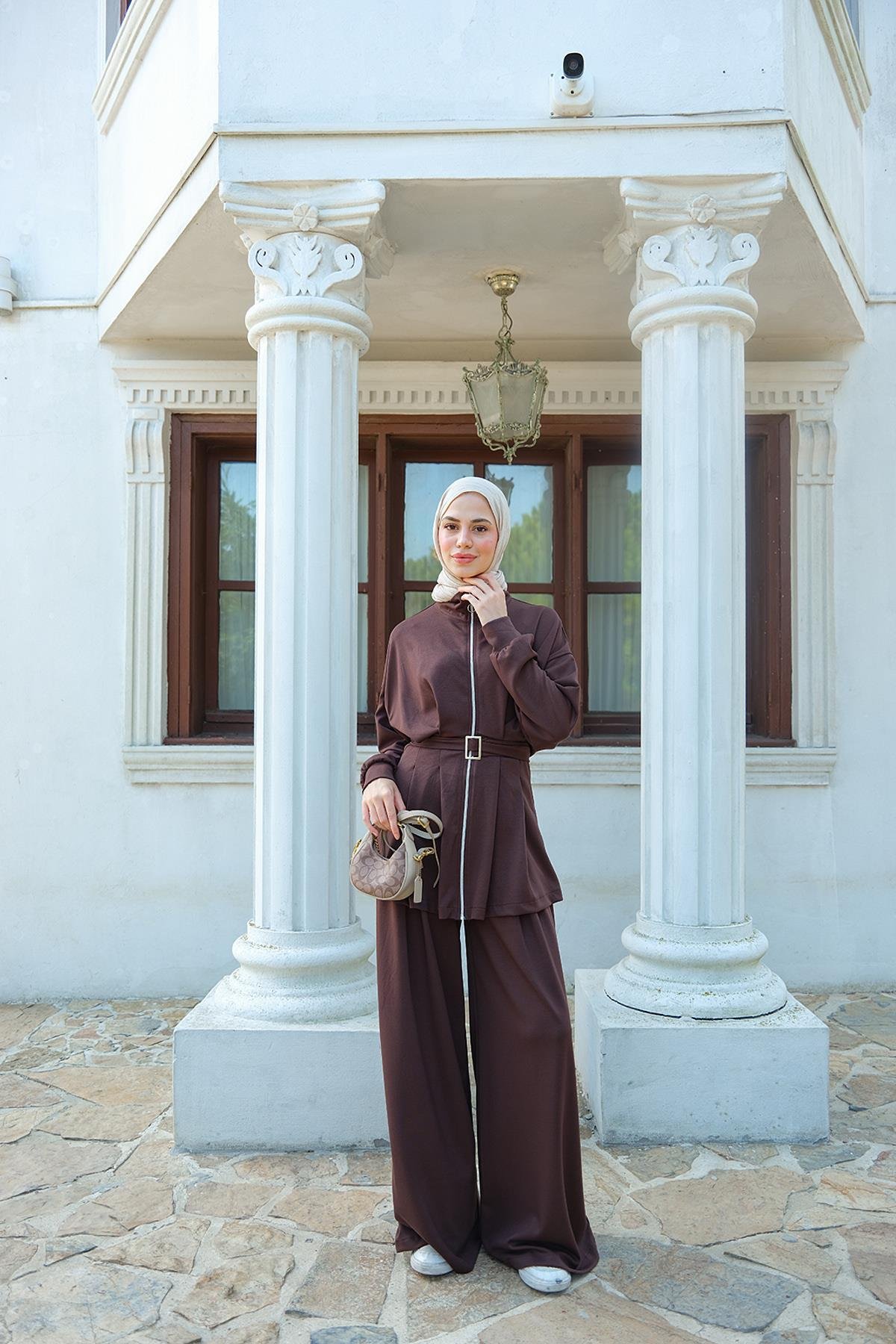 Beli Pile Detaylı Takım Kahverengi