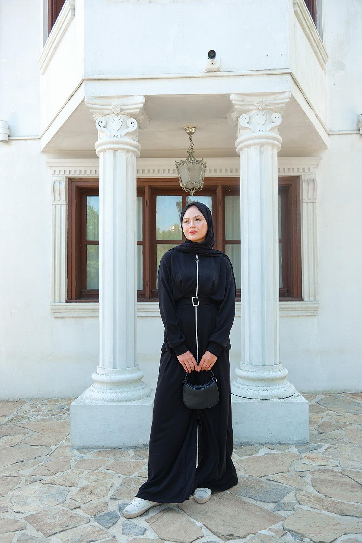 Beli Pile Detaylı Takım Siyah