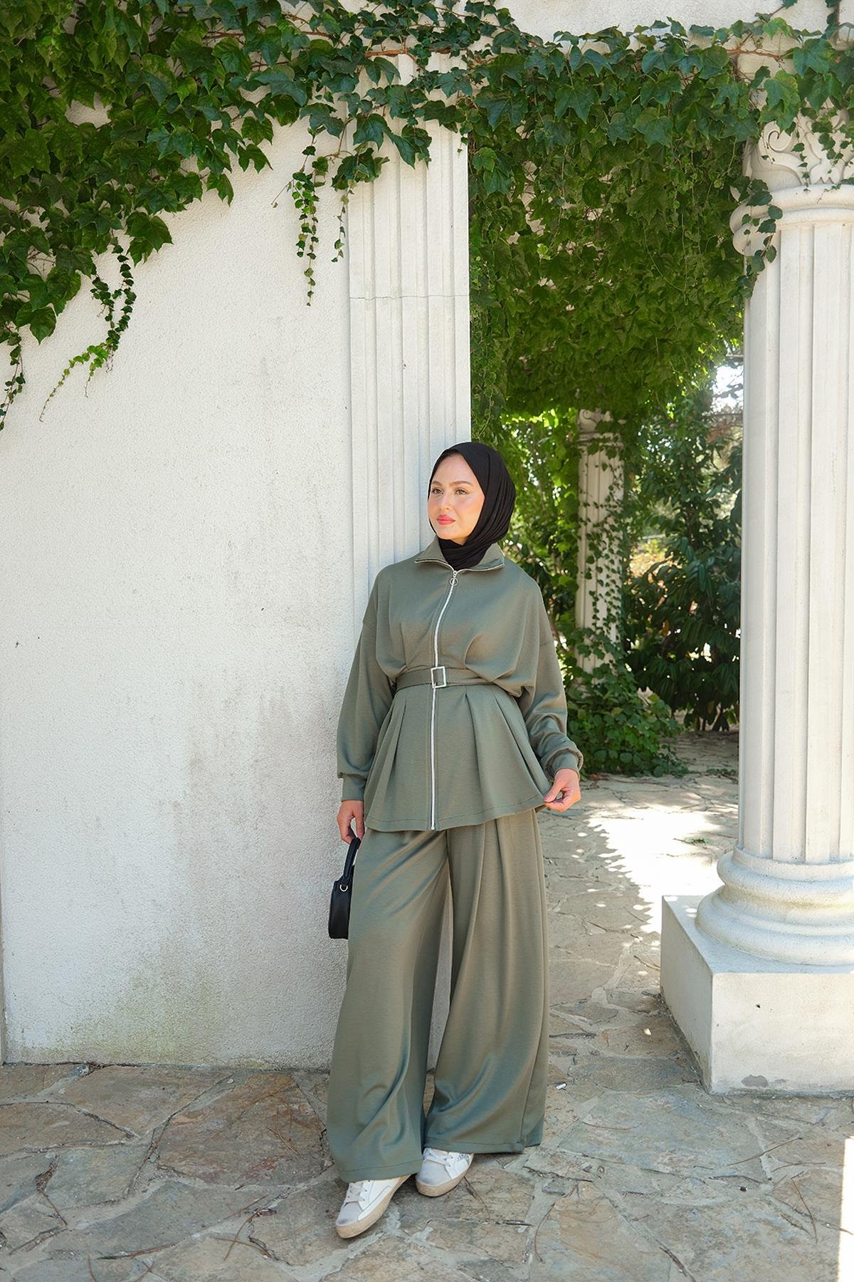 Beli Pile Detaylı Takım Yeşil