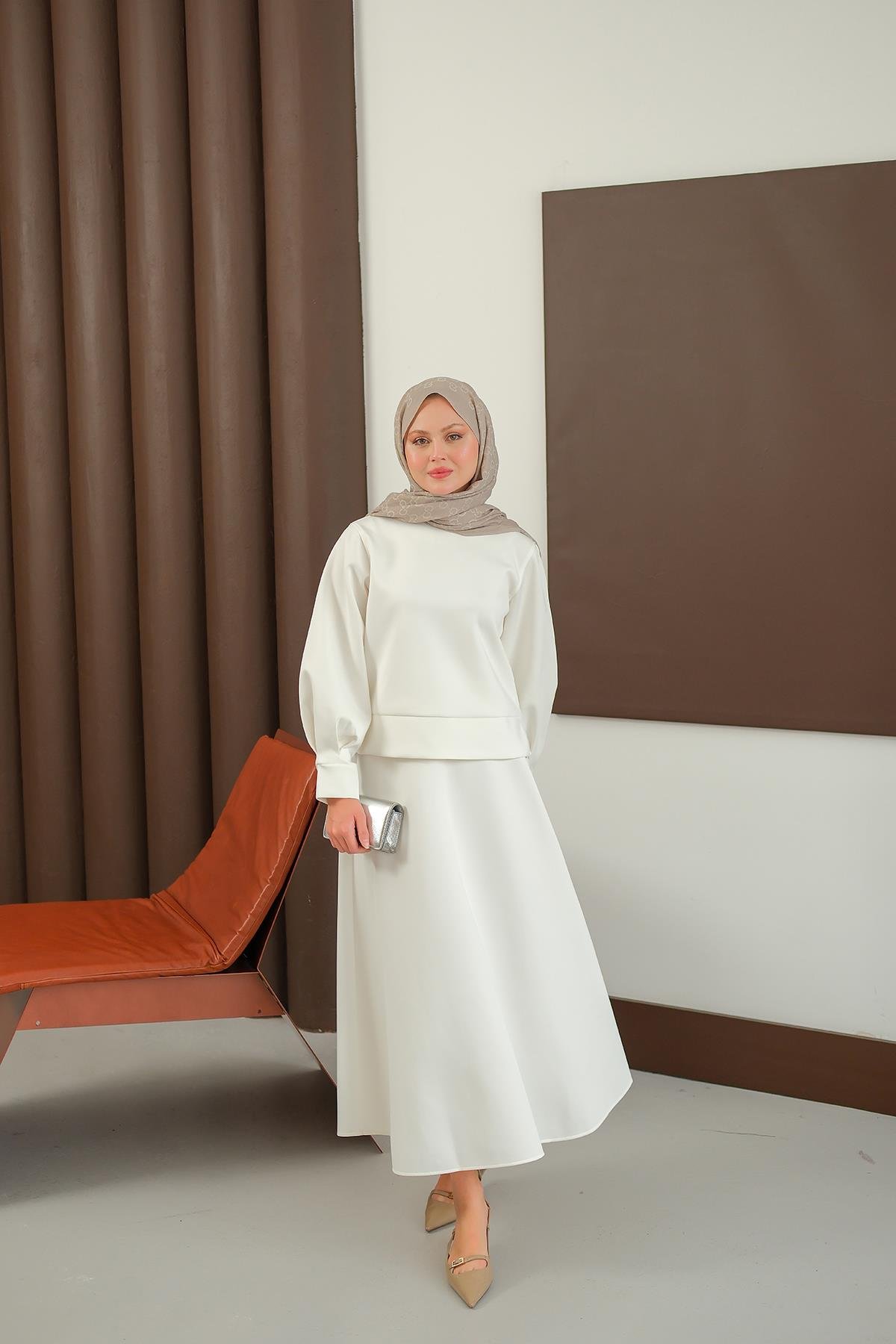 Bisiklet Yaka Scuba Takım Beyaz