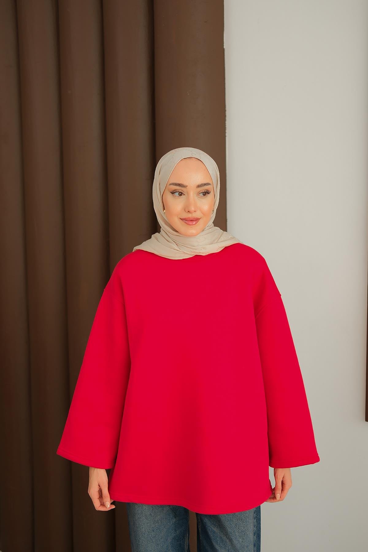 Bisiklet Yaka Sweat Kırmızı