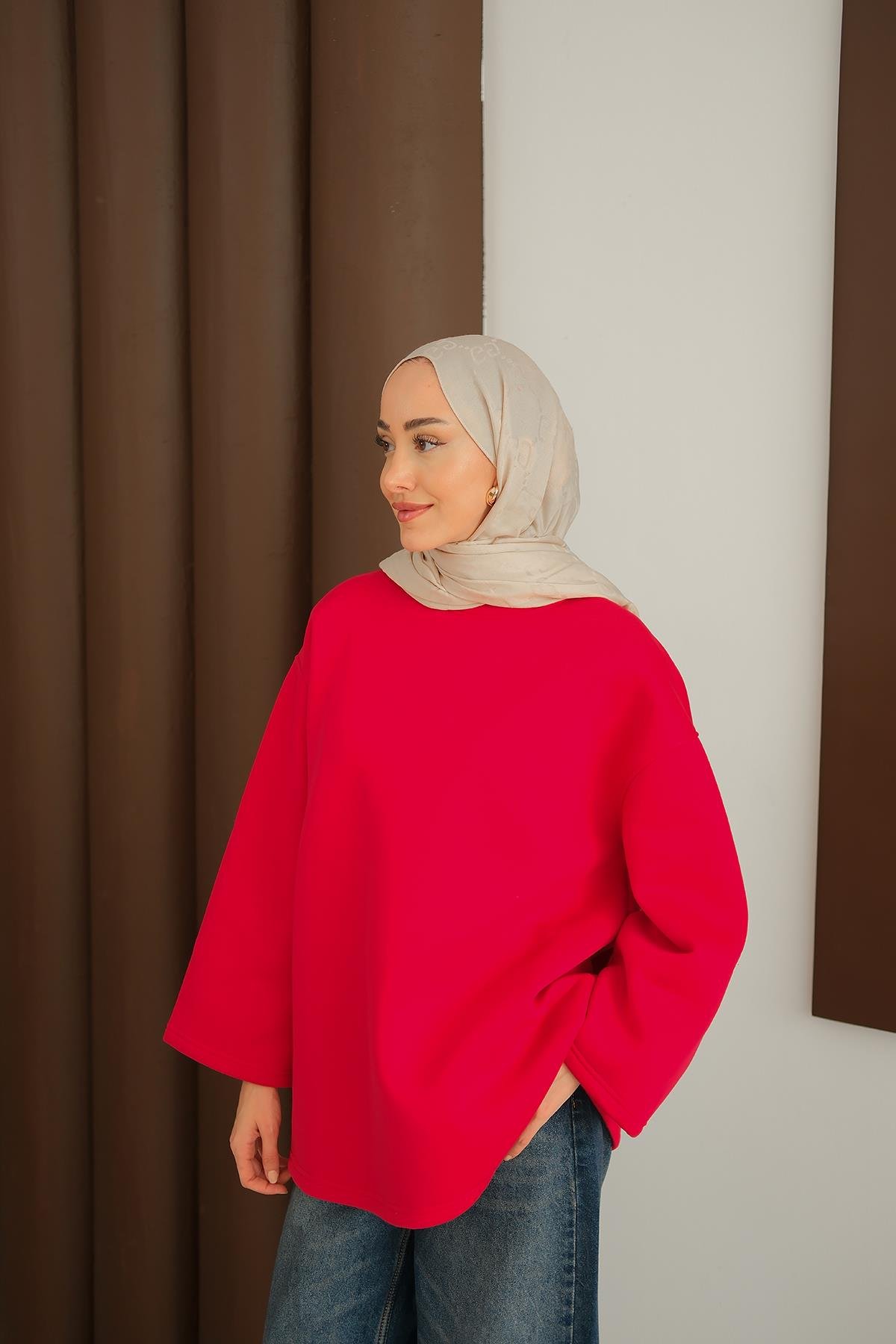 Bisiklet Yaka Sweat Kırmızı