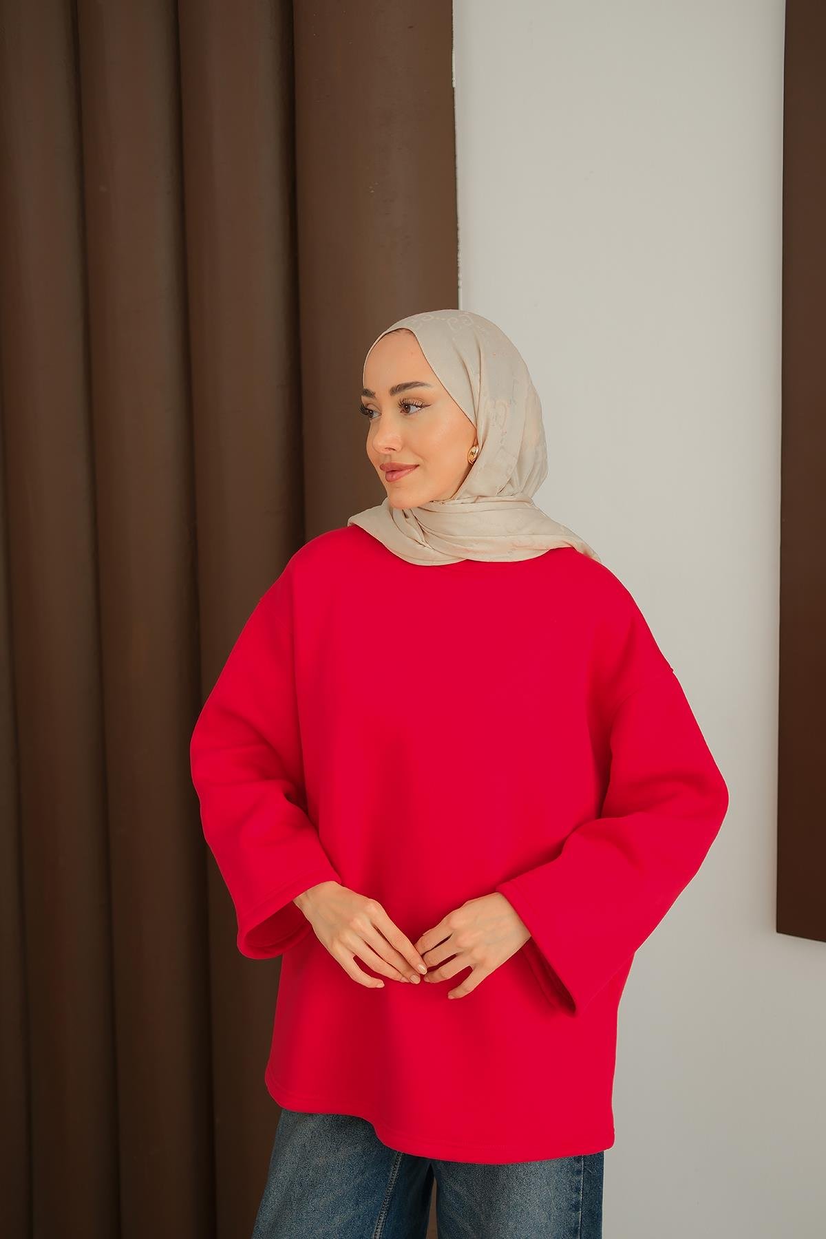 Bisiklet Yaka Sweat Kırmızı