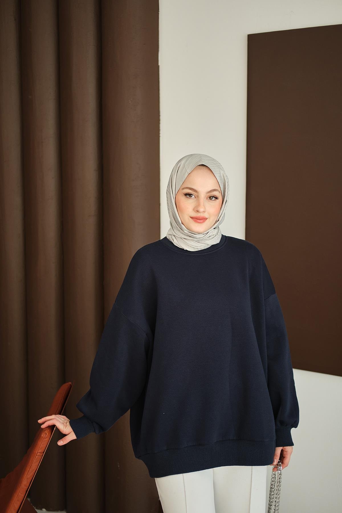 Bisiklet Yaka Sweat Lacivert