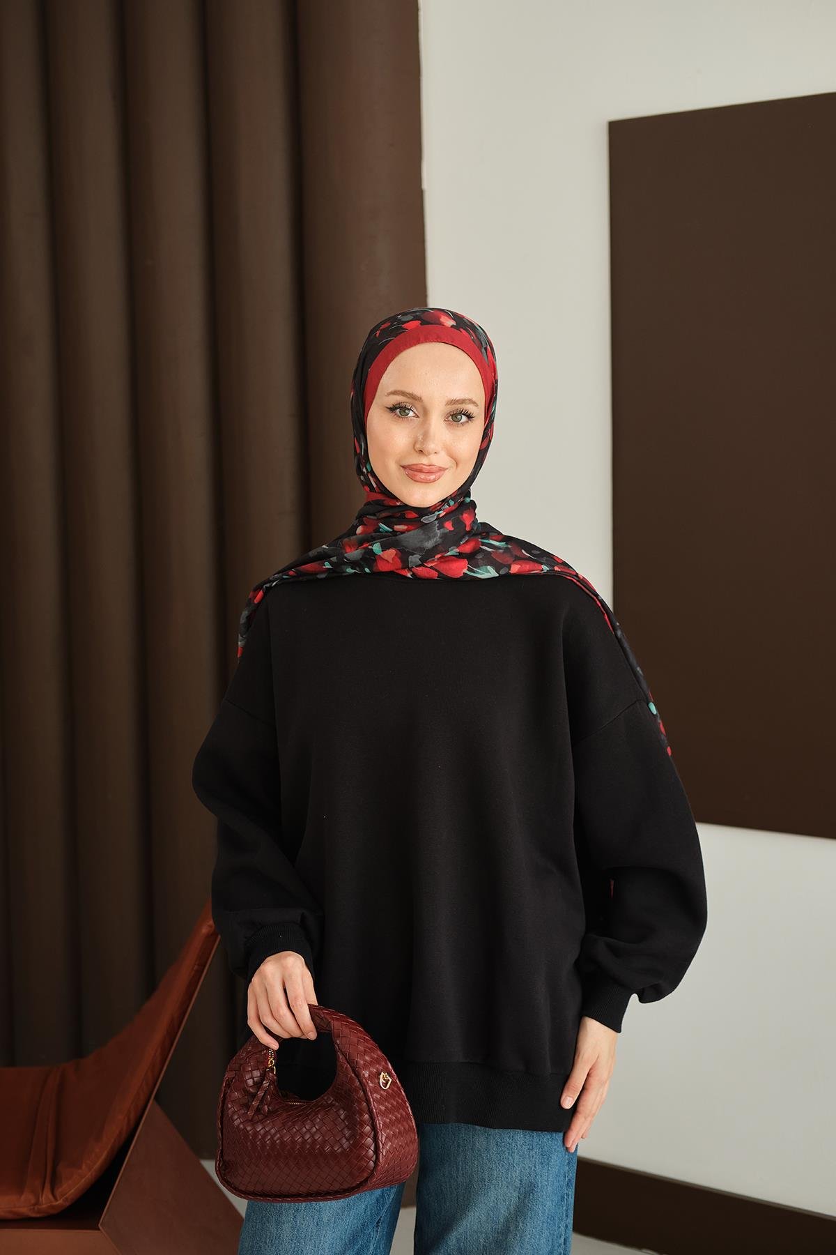 Bisiklet Yaka Sweat Siyah