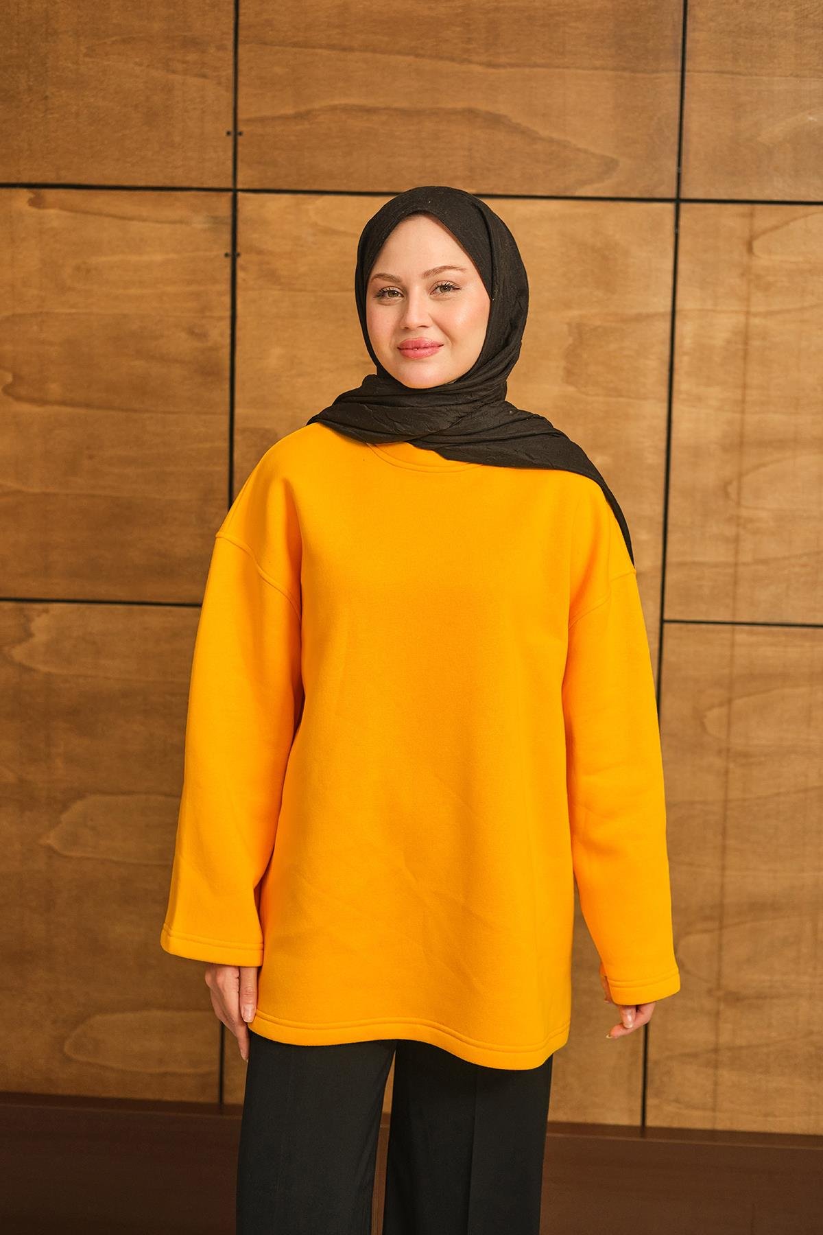 Bisiklet Yaka Sweat Turuncu