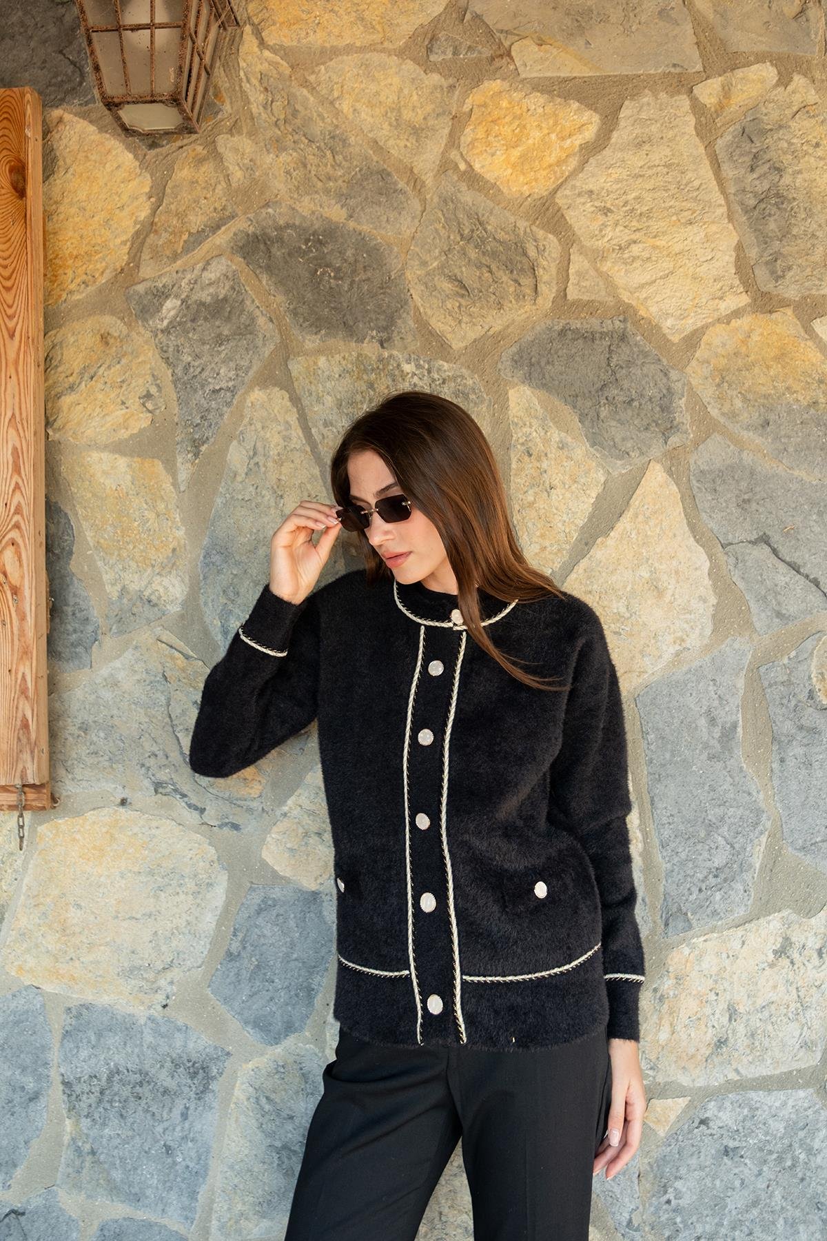 Bisiklet Yaka Triko Ceket Siyah