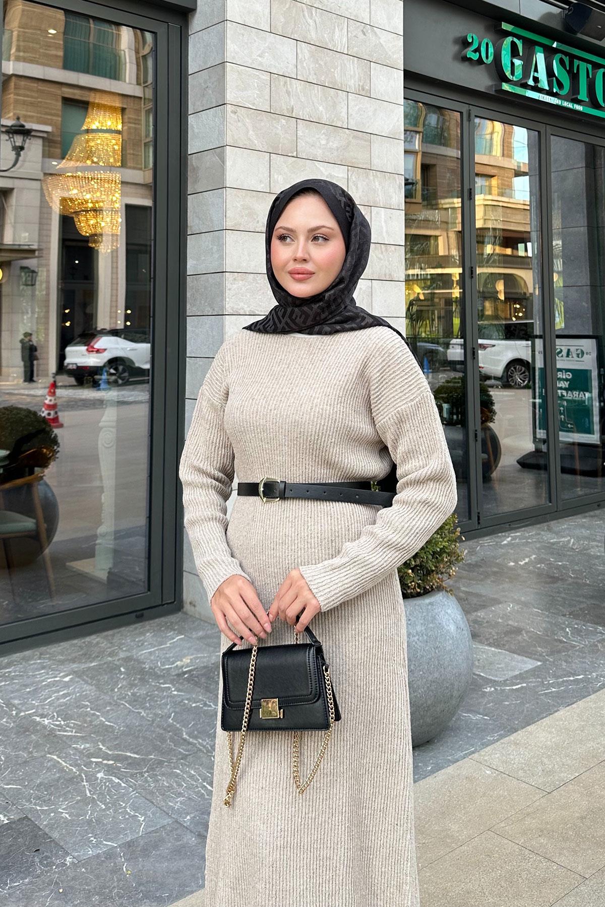 Bisiklet Yaka Triko Elbise Taş