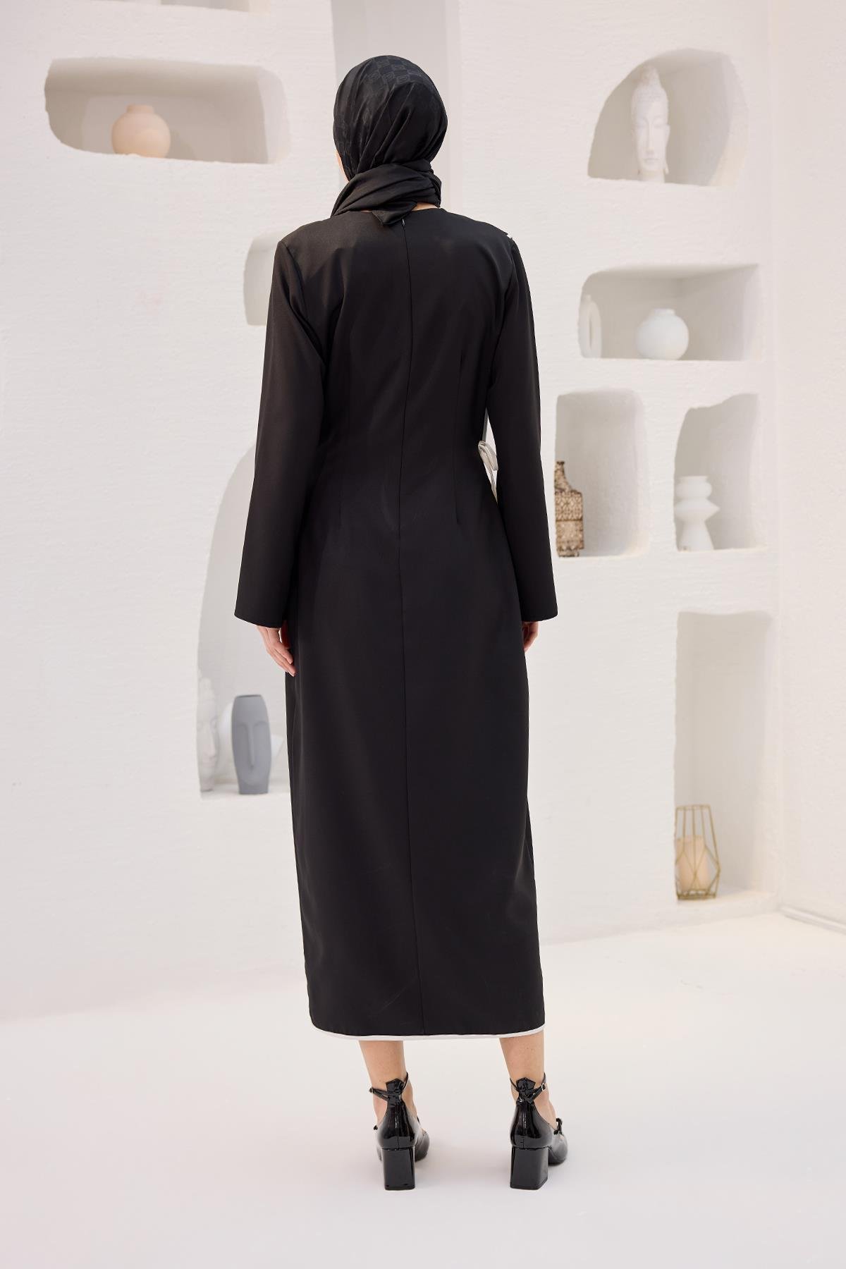 Biyeli Kendinden Bağlı Scuba Elbise  Siyah