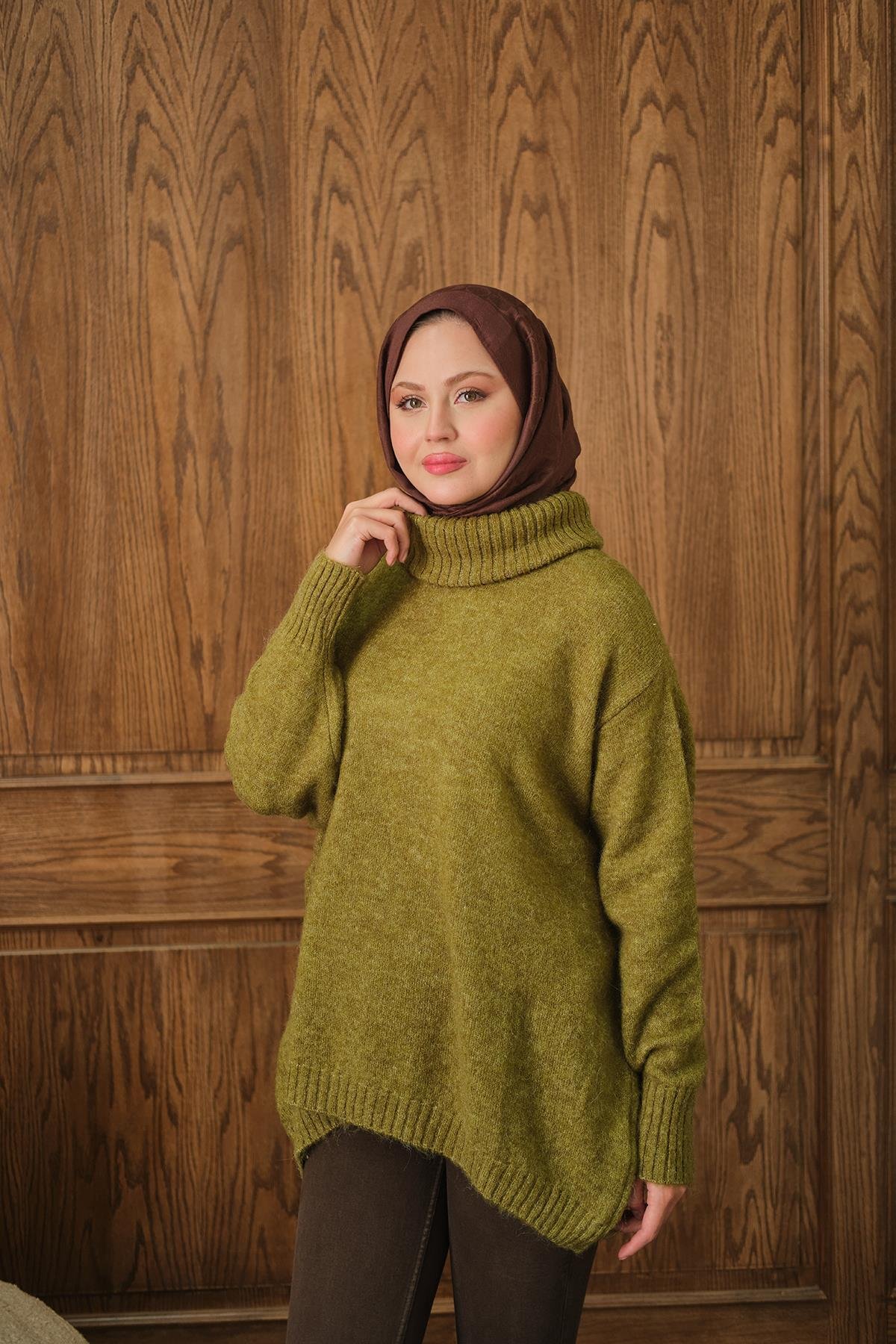 Boğazlı Triko Kazak Yağ Yeşil