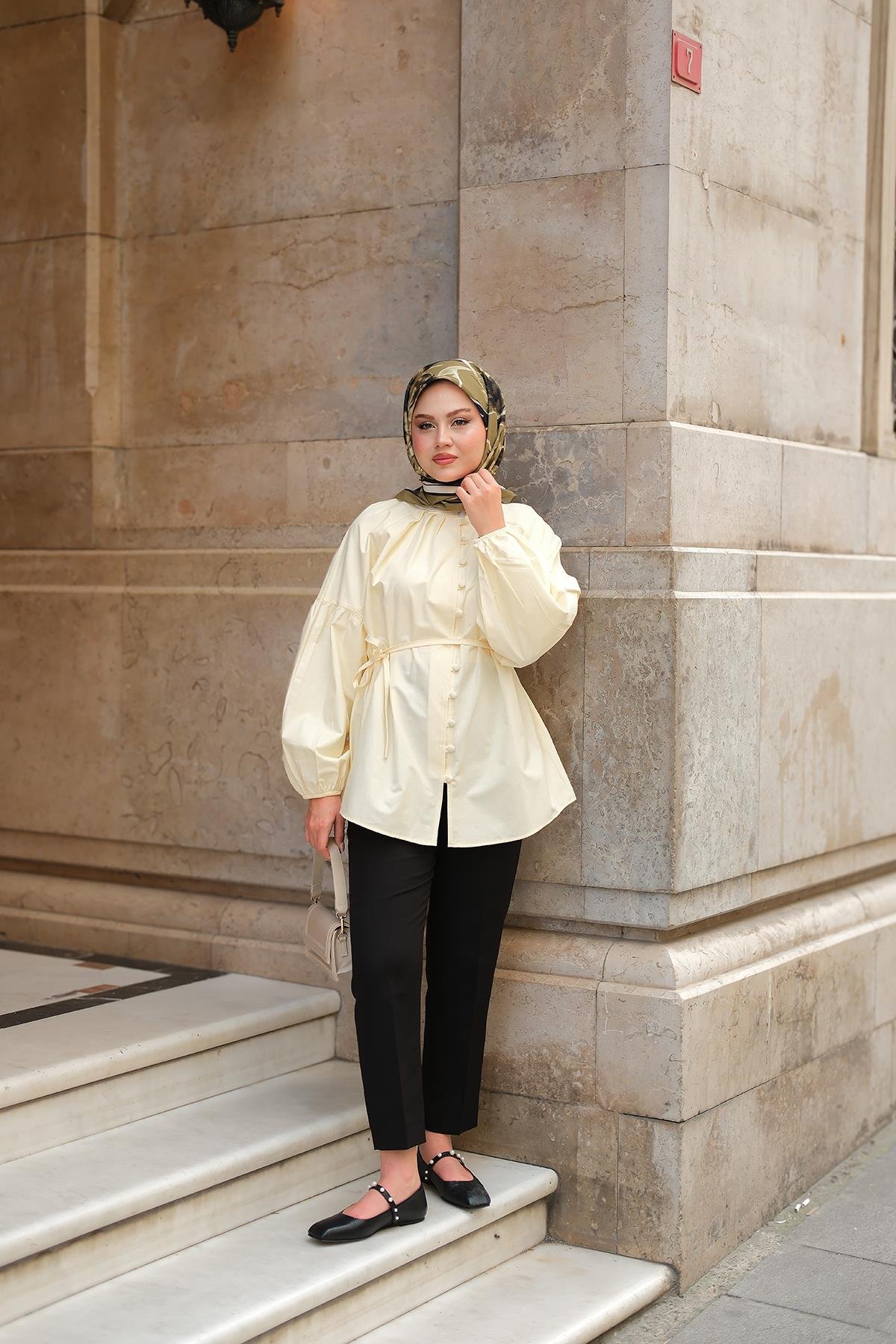 Brit Düğme Detaylı Gömlek Sarı