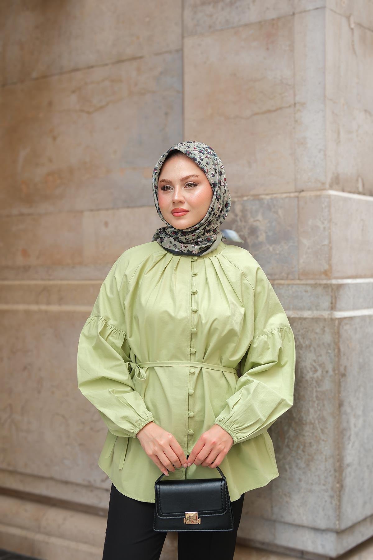 Brit Düğme Detaylı Gömlek Yeşil