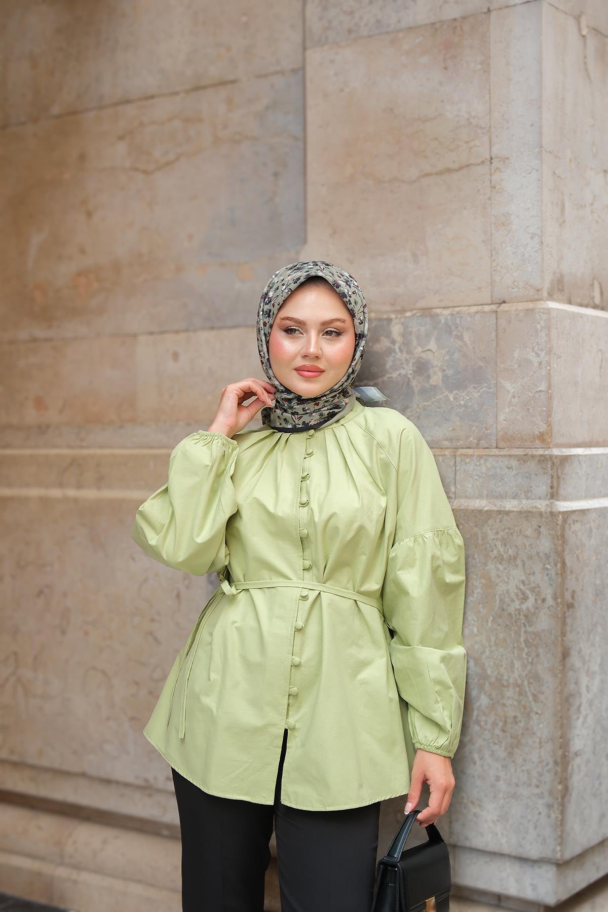 Brit Düğme Detaylı Gömlek Yeşil